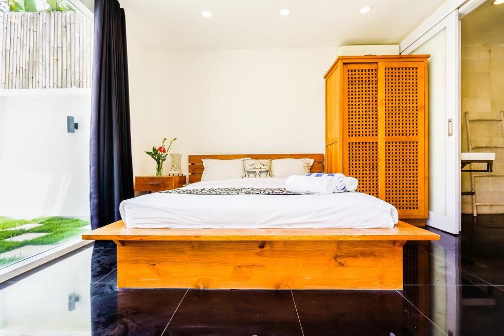 Spacious tropical 3BR pool villa