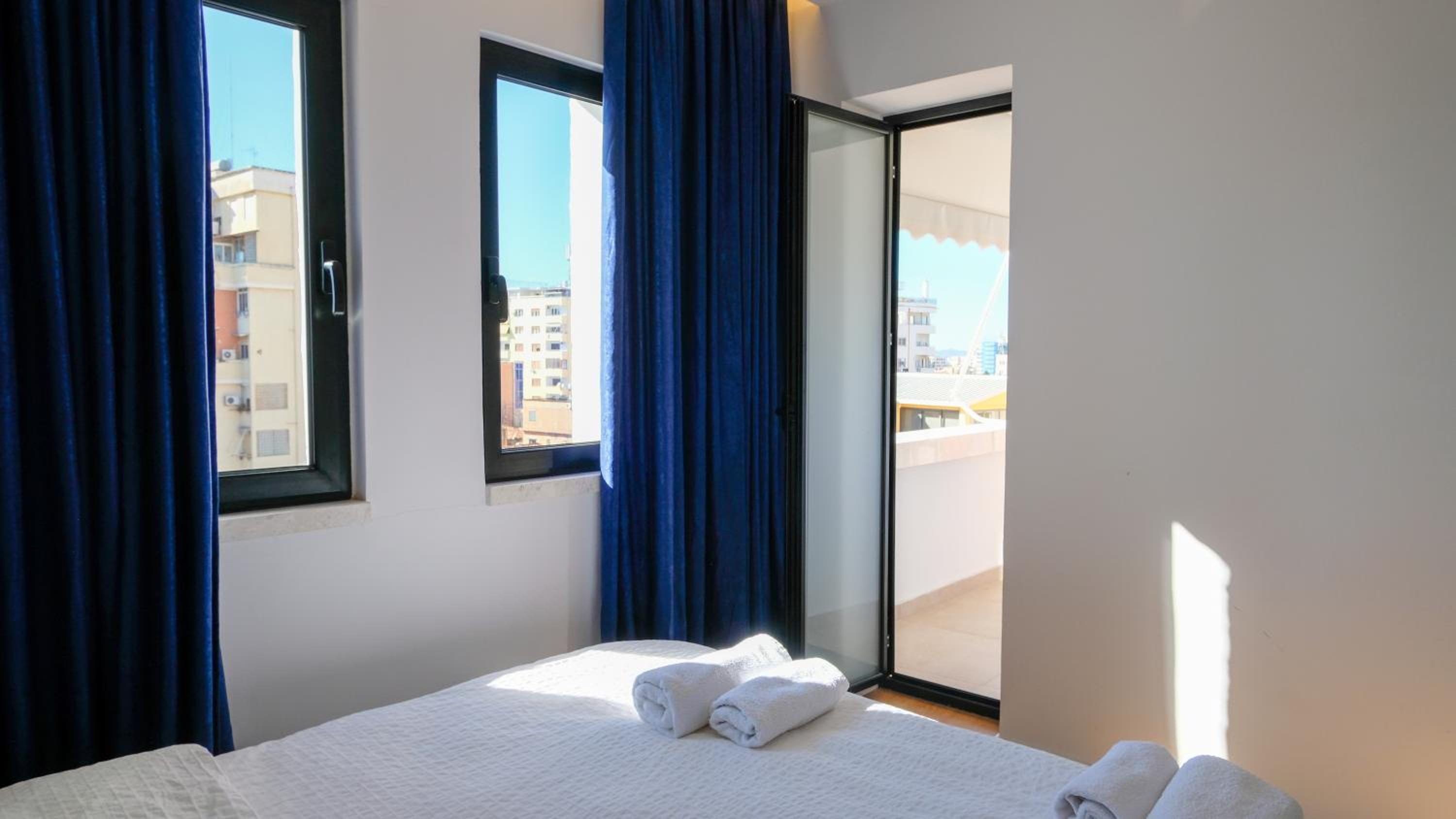 2E Center Apartment