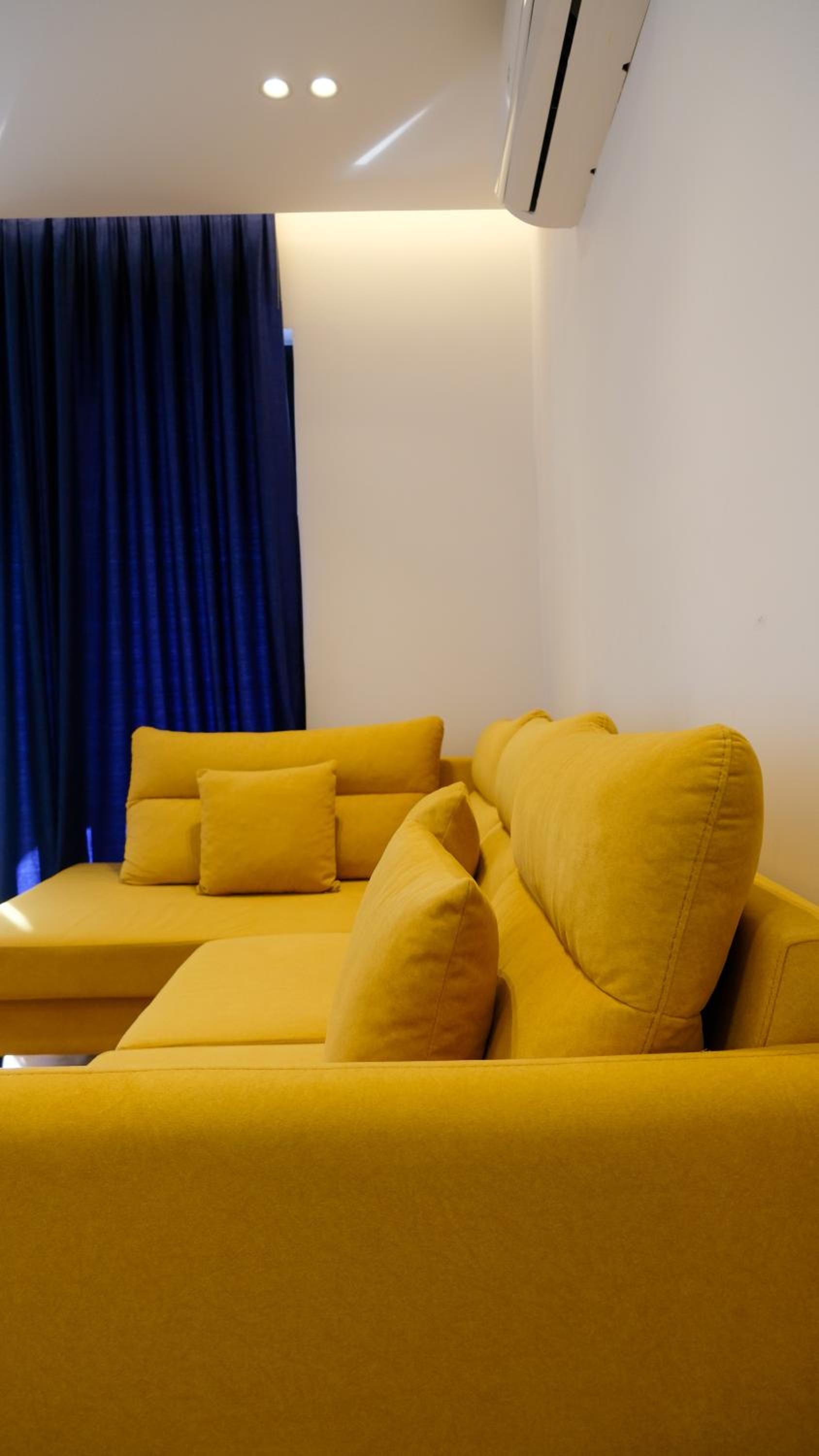 2E Center Apartment