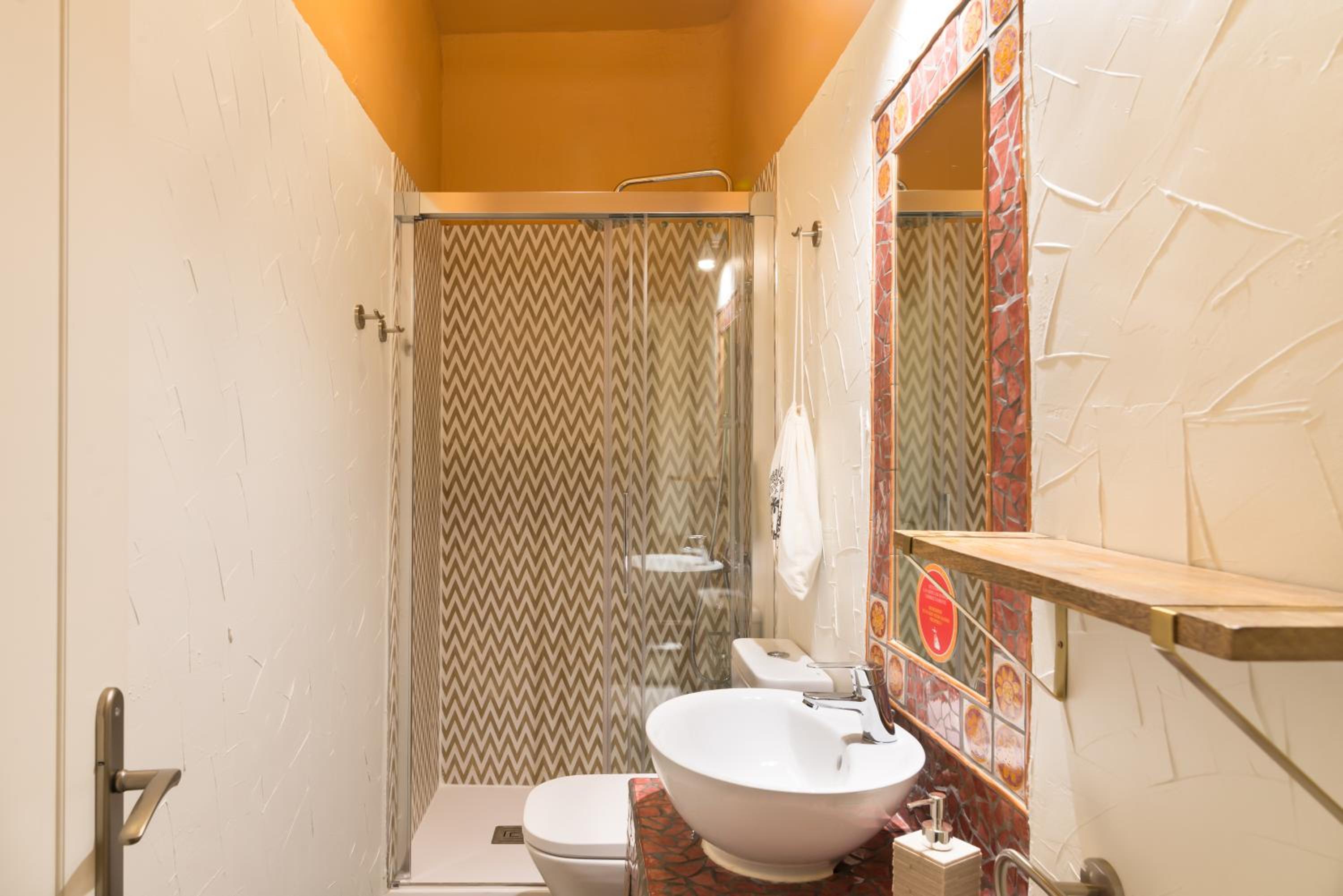 Hostal Artistic B&B