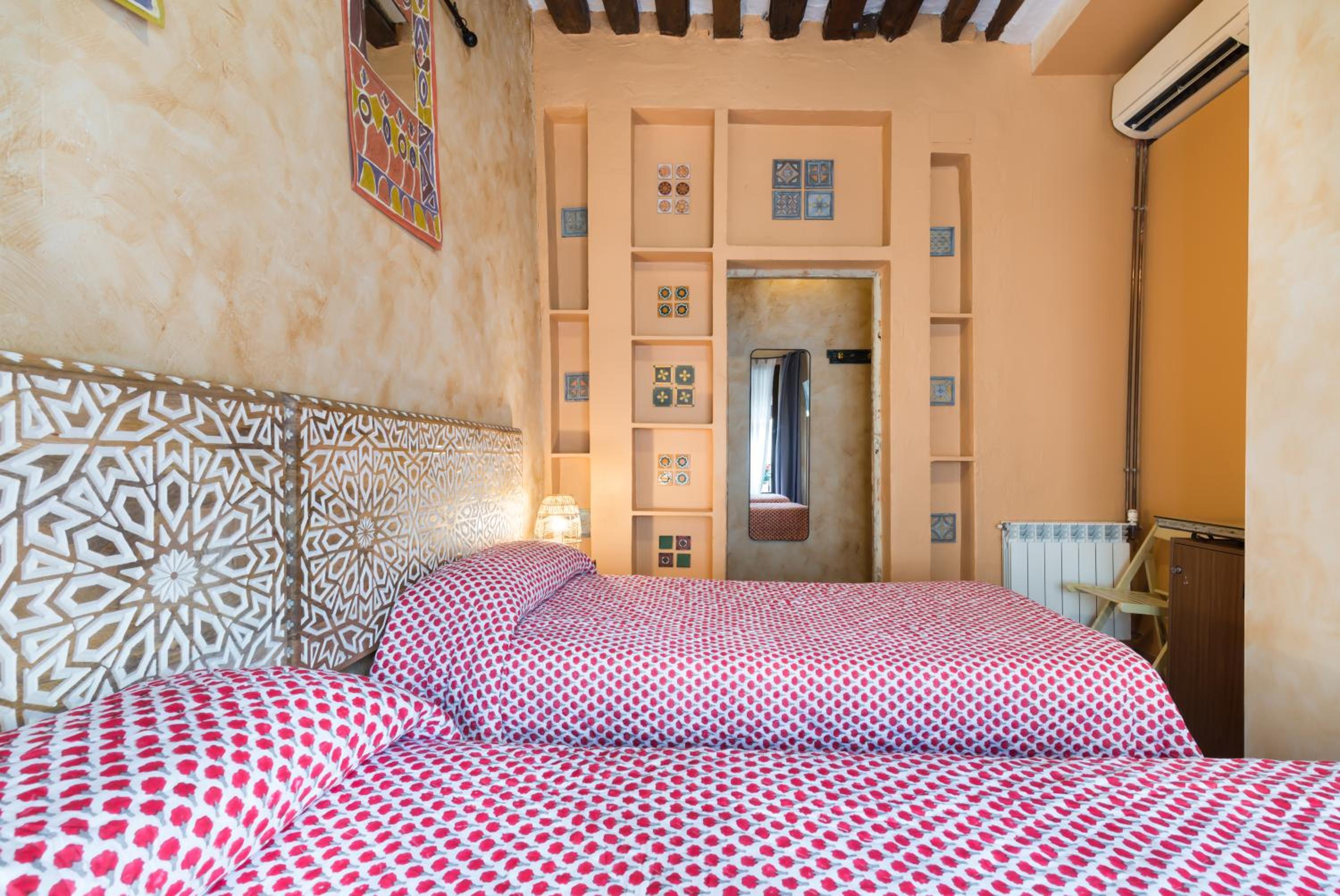 Hostal Artistic B&B