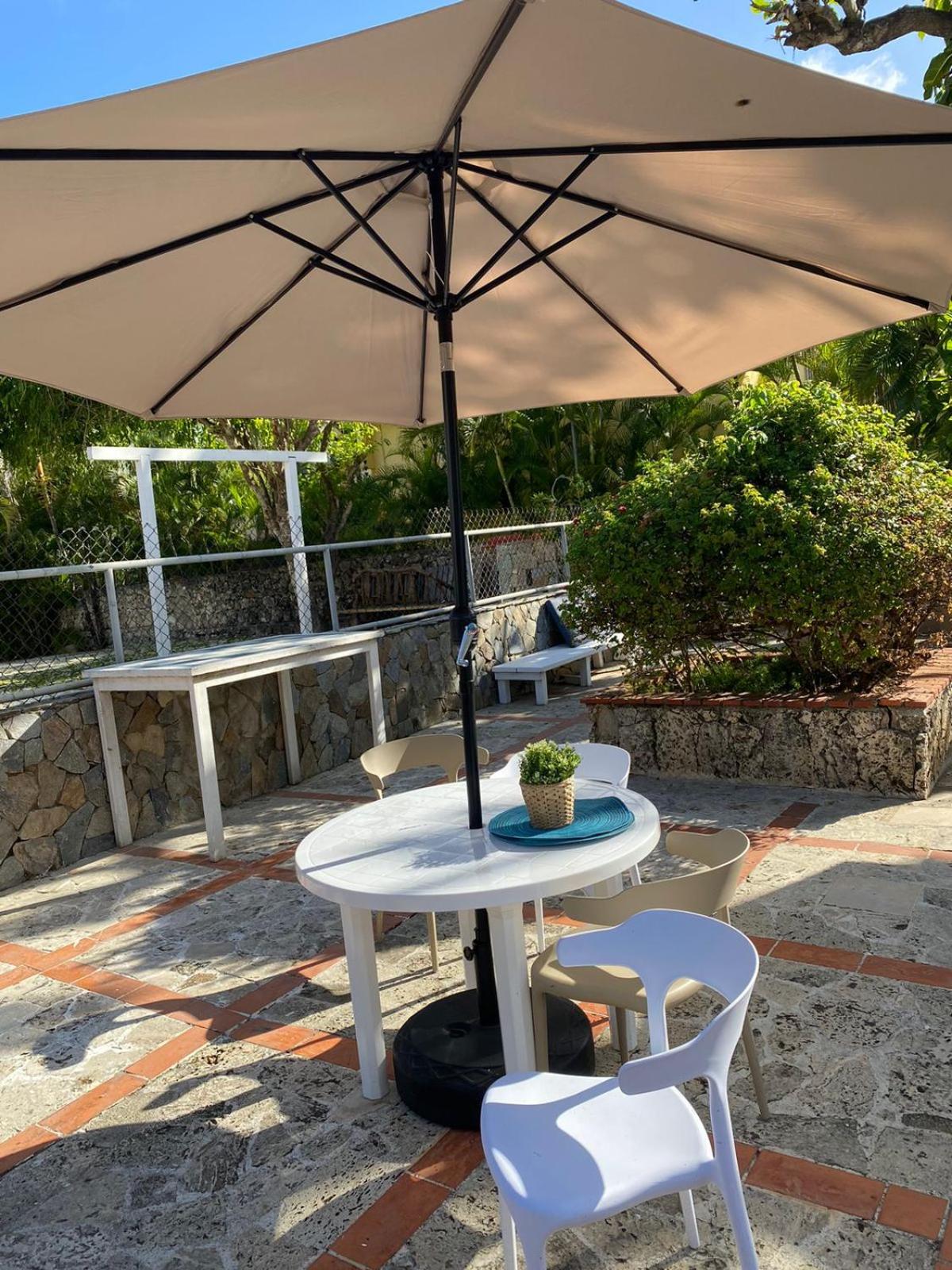 Juan Dolio Vacations - D' Franchesis Hostal - Property Image 2