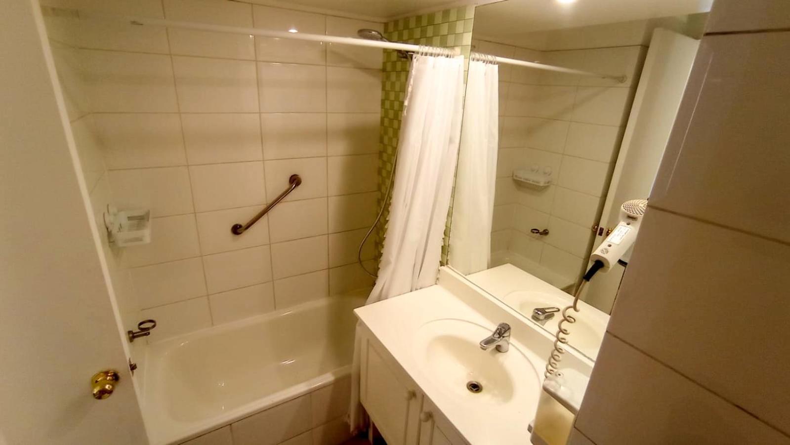 Apartamentos Costanera Centre photo 40 of 50