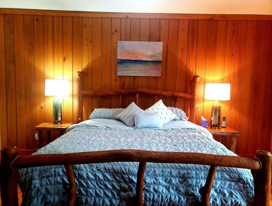 Wolf Lake Retreat view 3