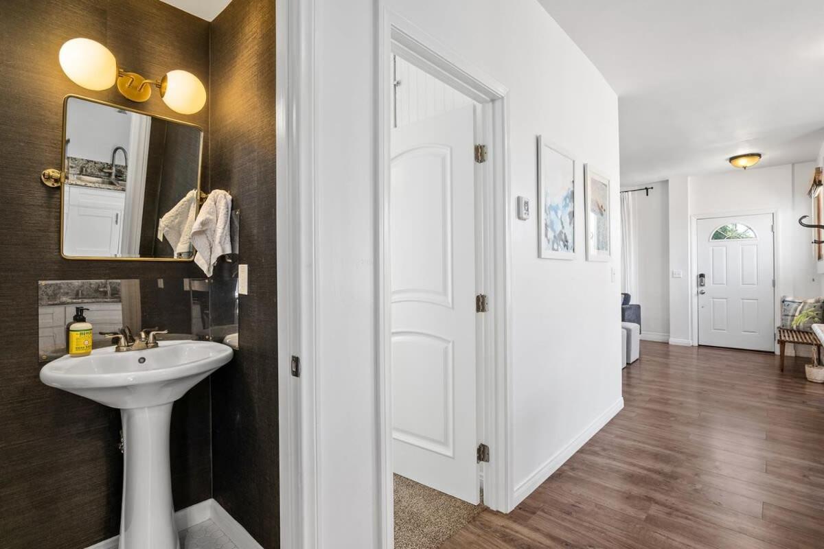Victorian Retreat in Barrio Logan 1mi to Downtown view 5