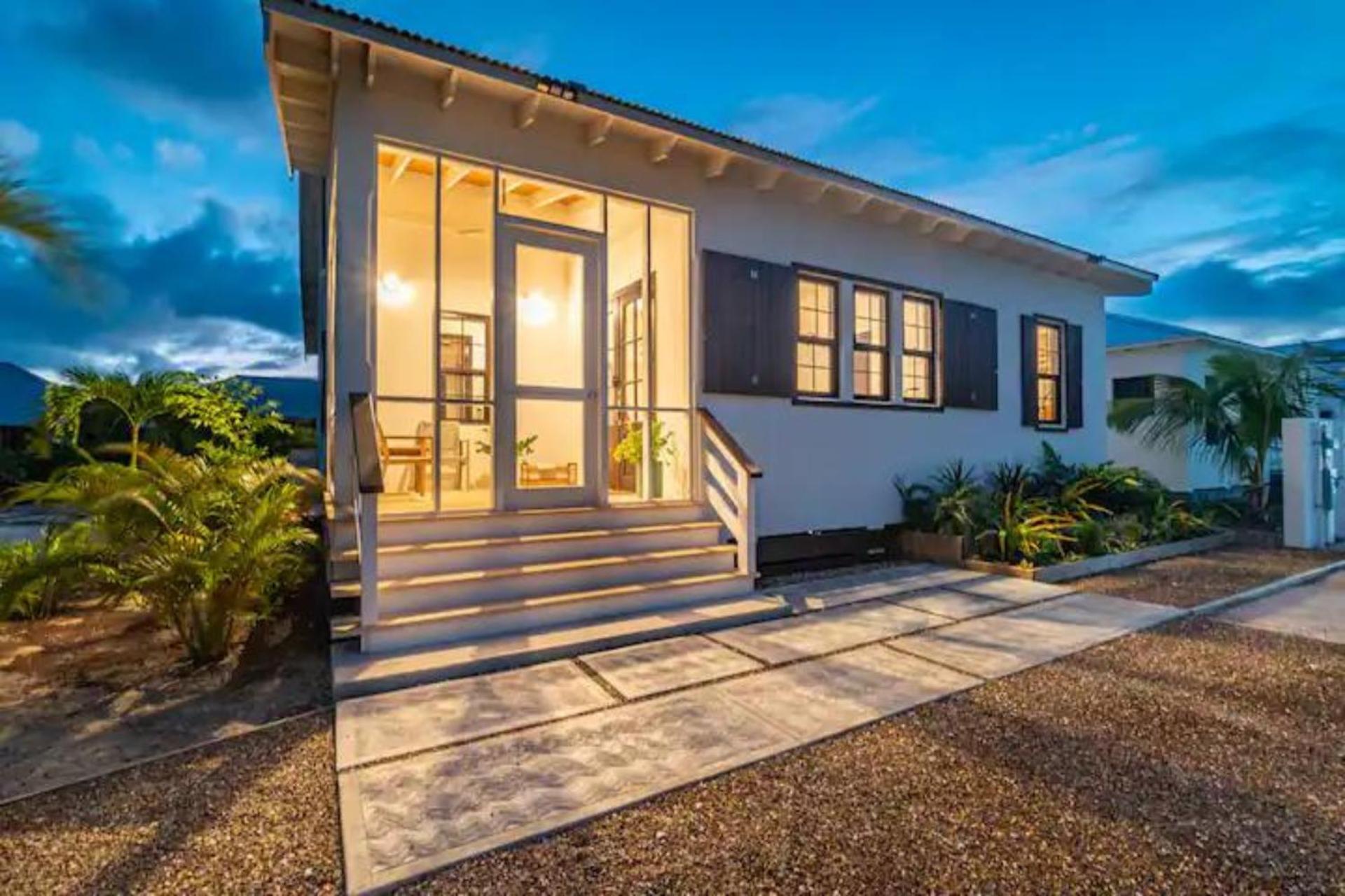 Modern house with océano view in Belize