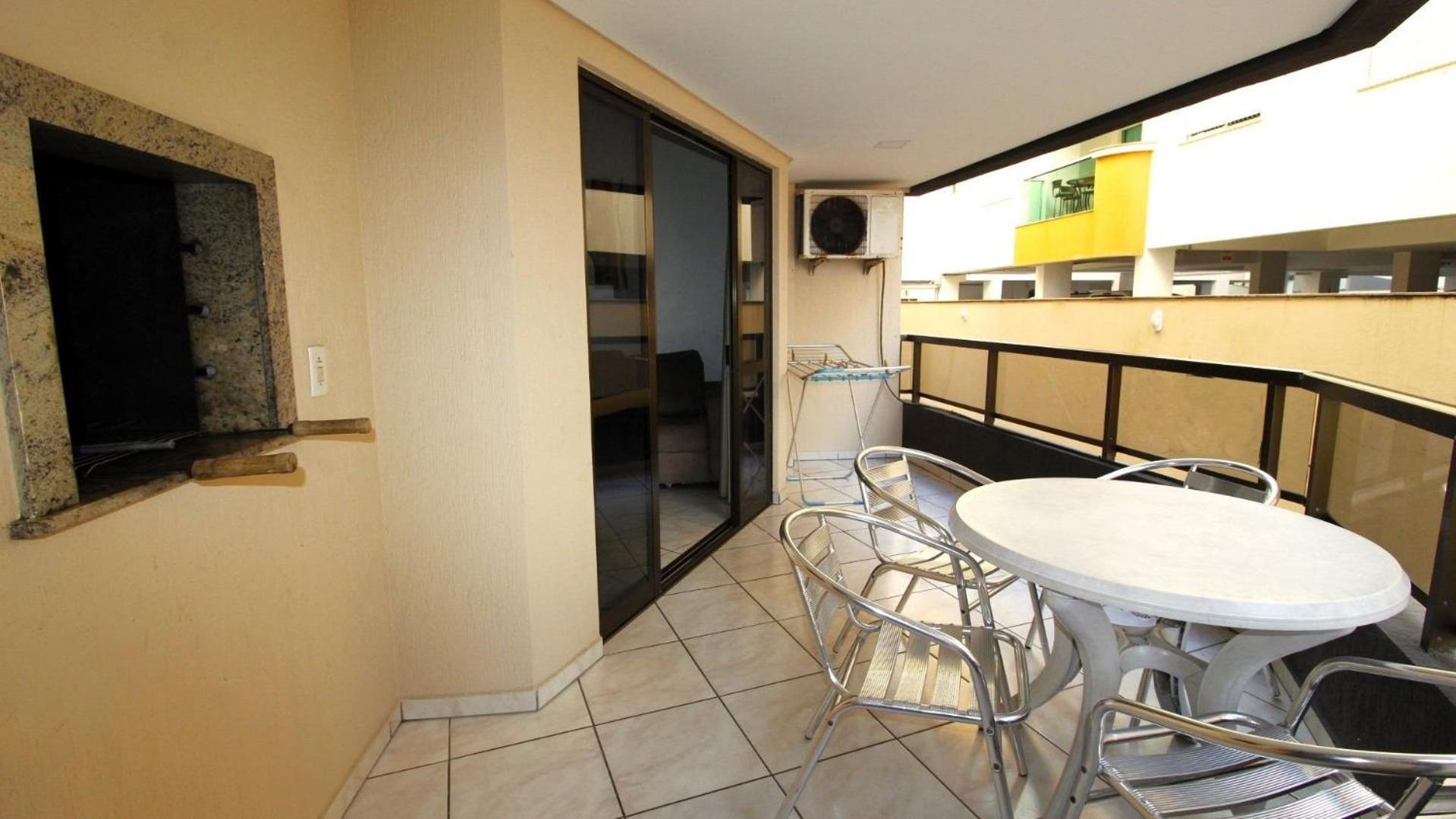 1029 - Apartamento no centro de Bombinhas - Residencial estrela do mar 2 104 A view 3