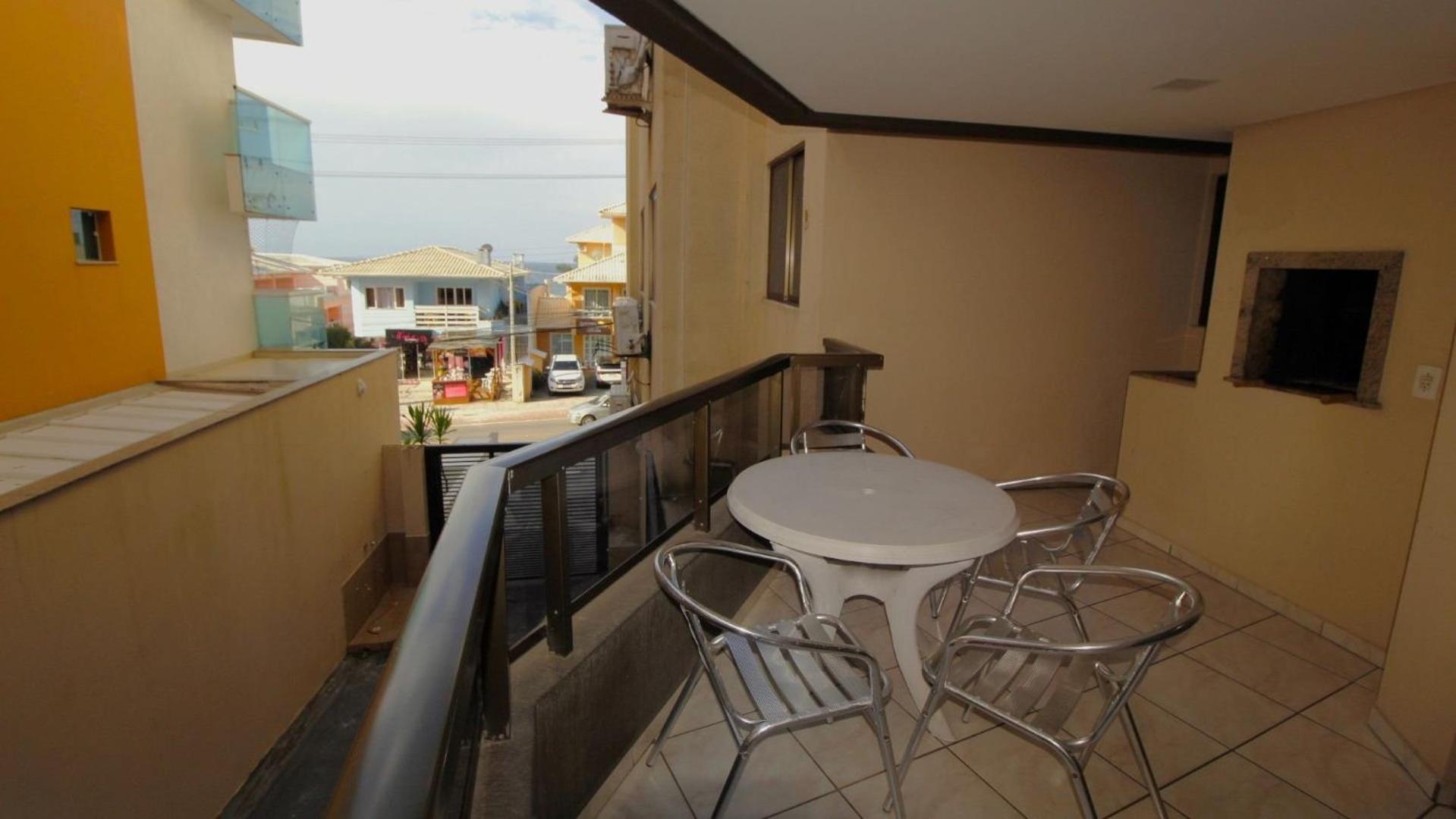 1029 - Apartamento no centro de Bombinhas - Residencial estrela do mar 2 104 A view 4