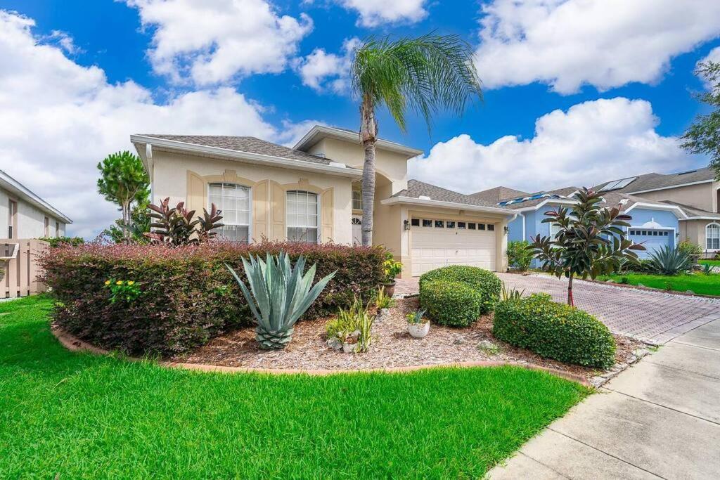 Unique comfortable Golf course Home w Private Pool view 3