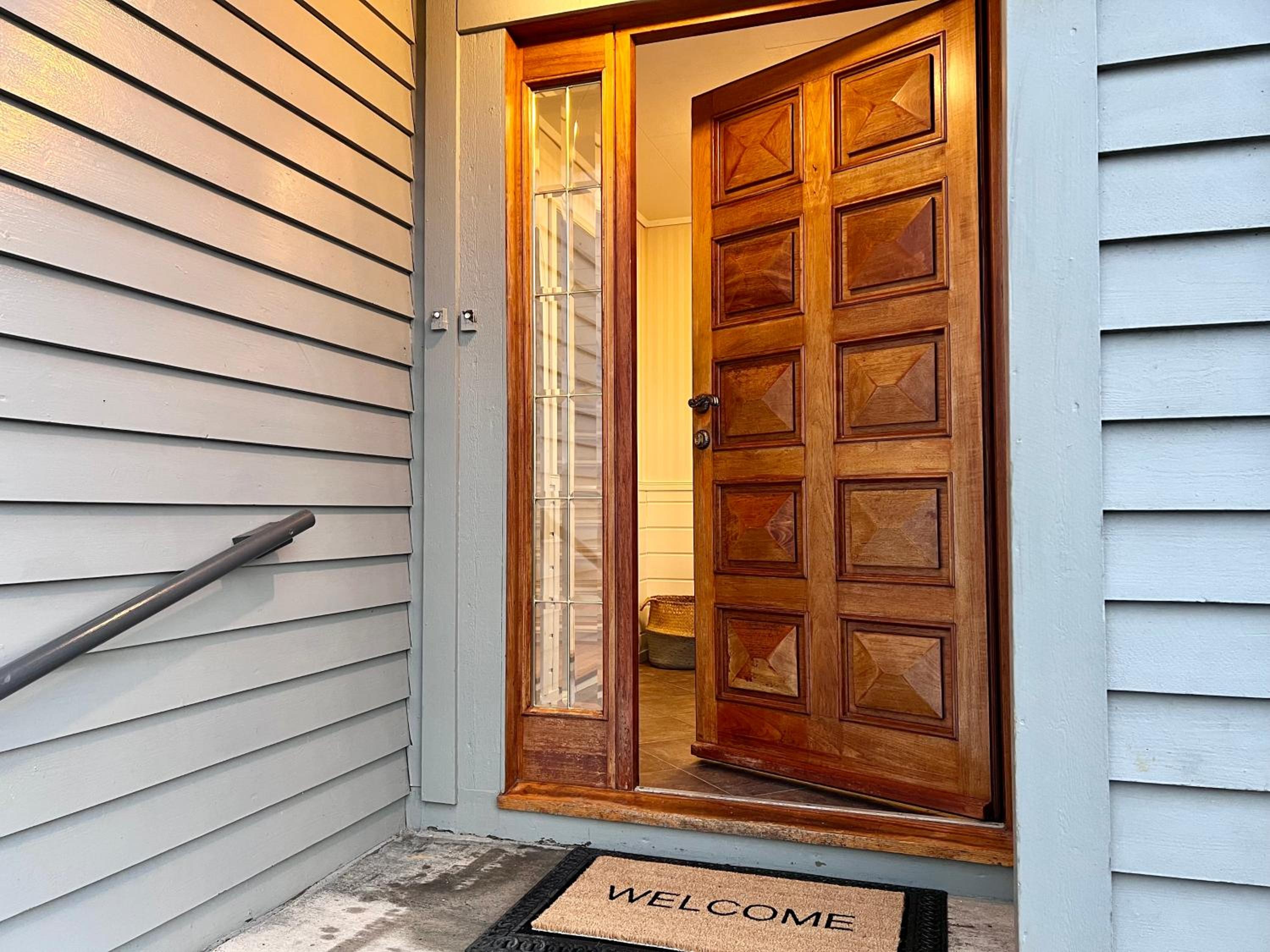 Hotel Fjord-View Apartment - Image 1