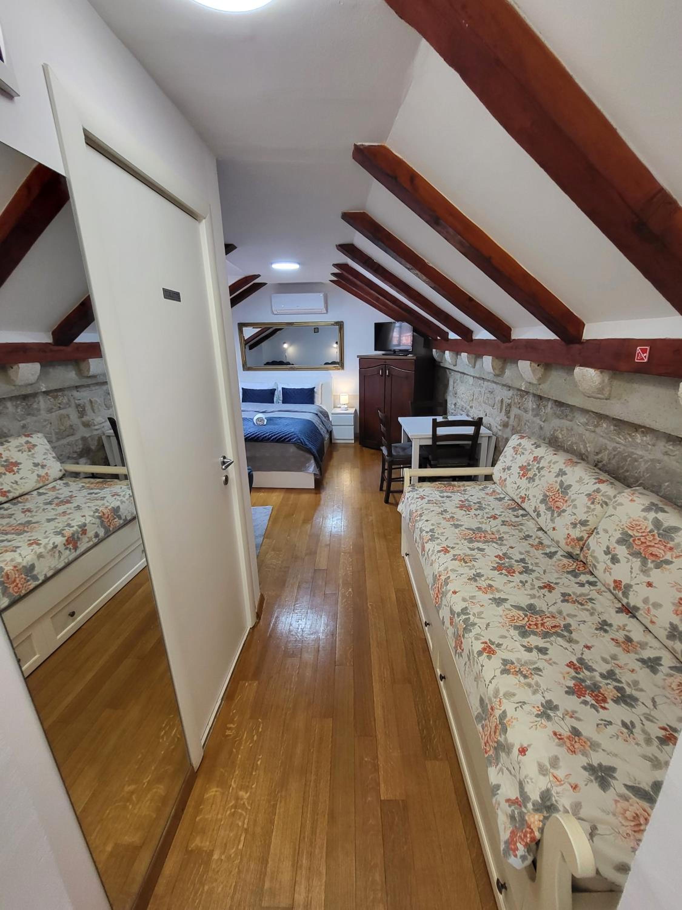 Green Exclusive Apartments