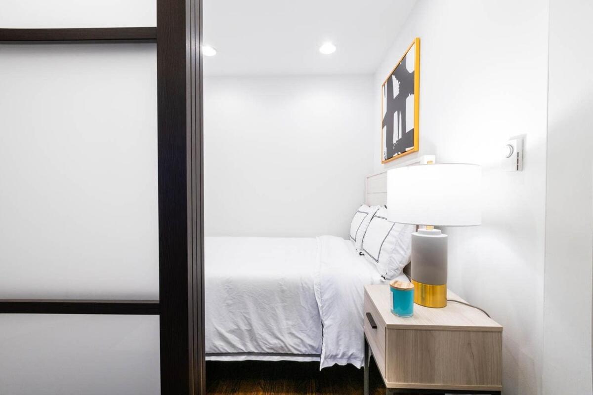 69-4C PRIME Lower East Side 1br Apt Brand New