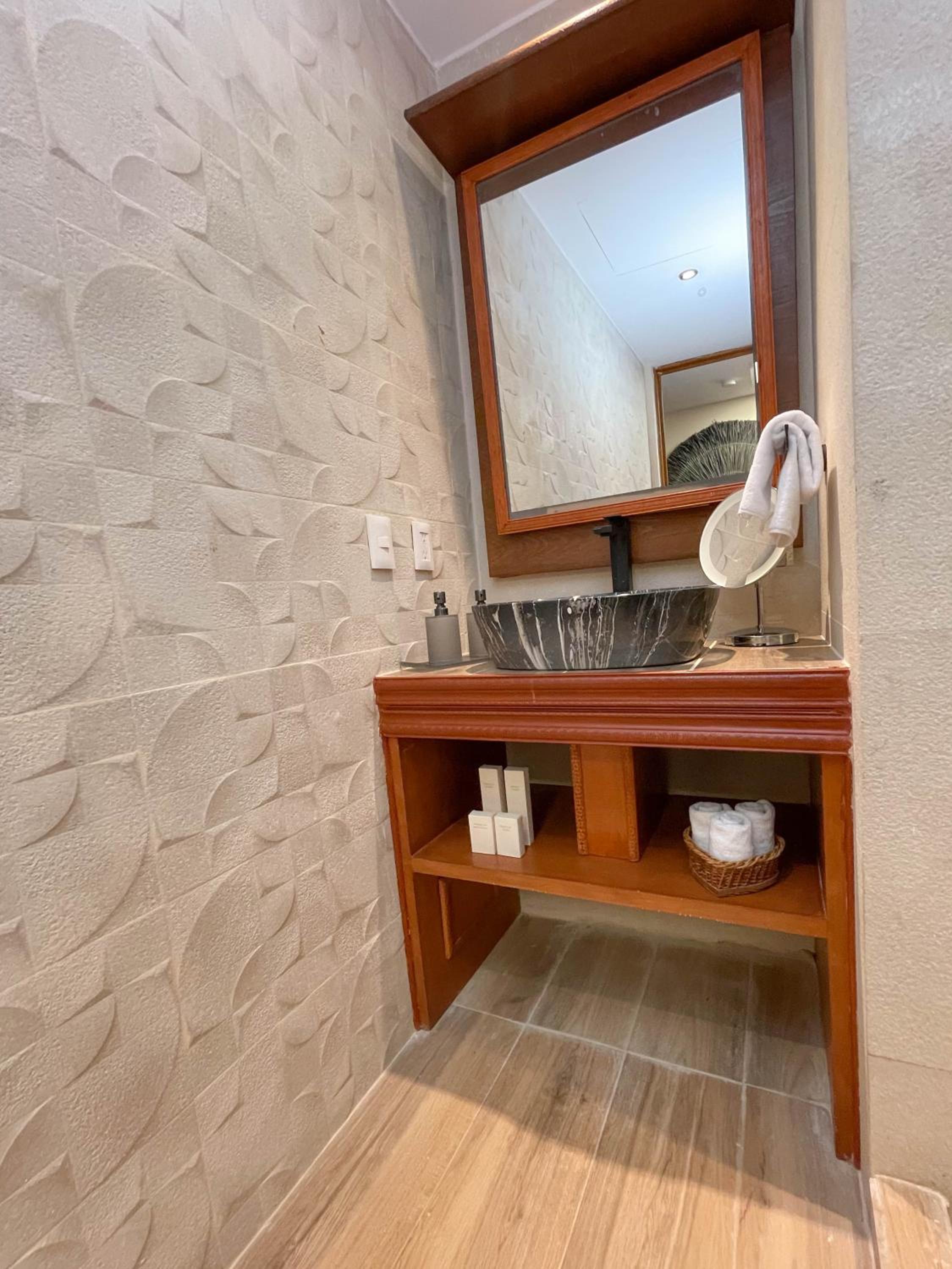 Akuazul Resorts Adults Only
