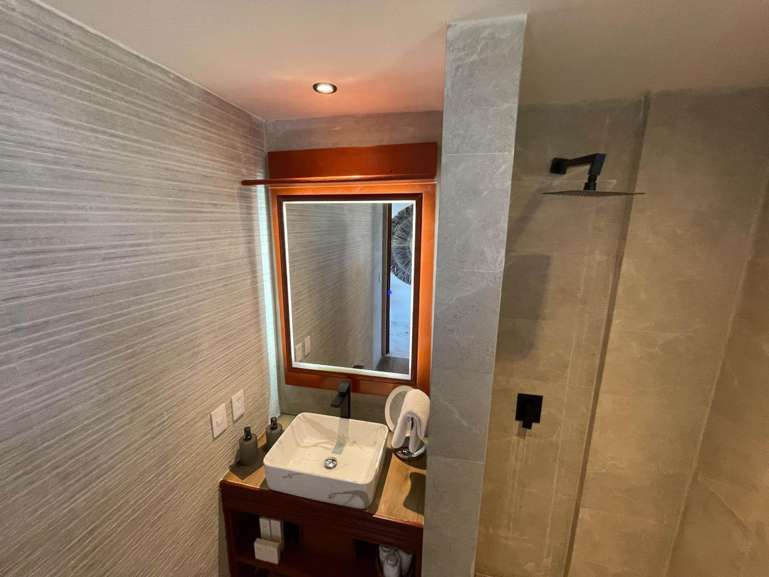 Akuazul Resorts Adults Only