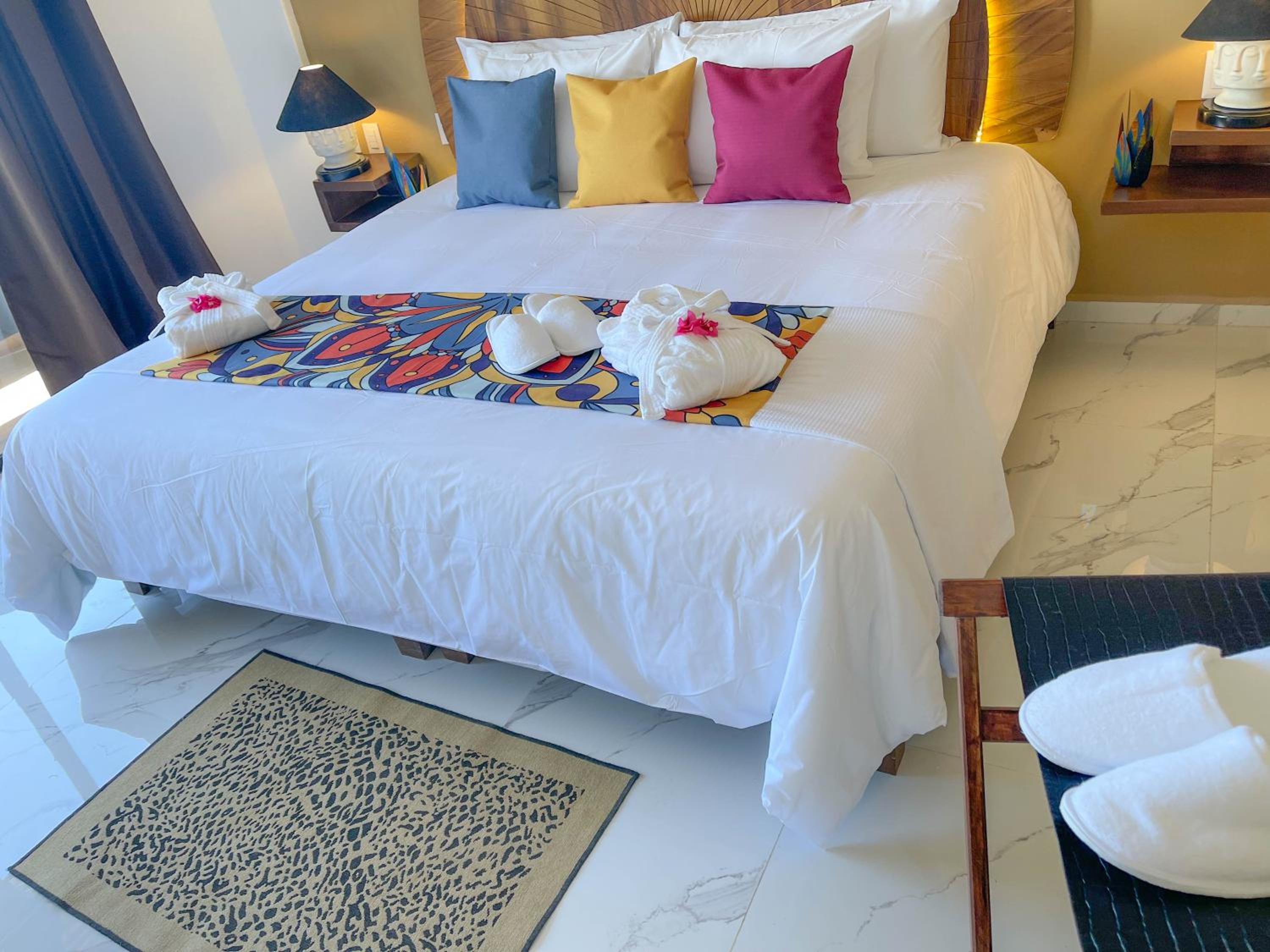 Akuazul Resorts Adults Only