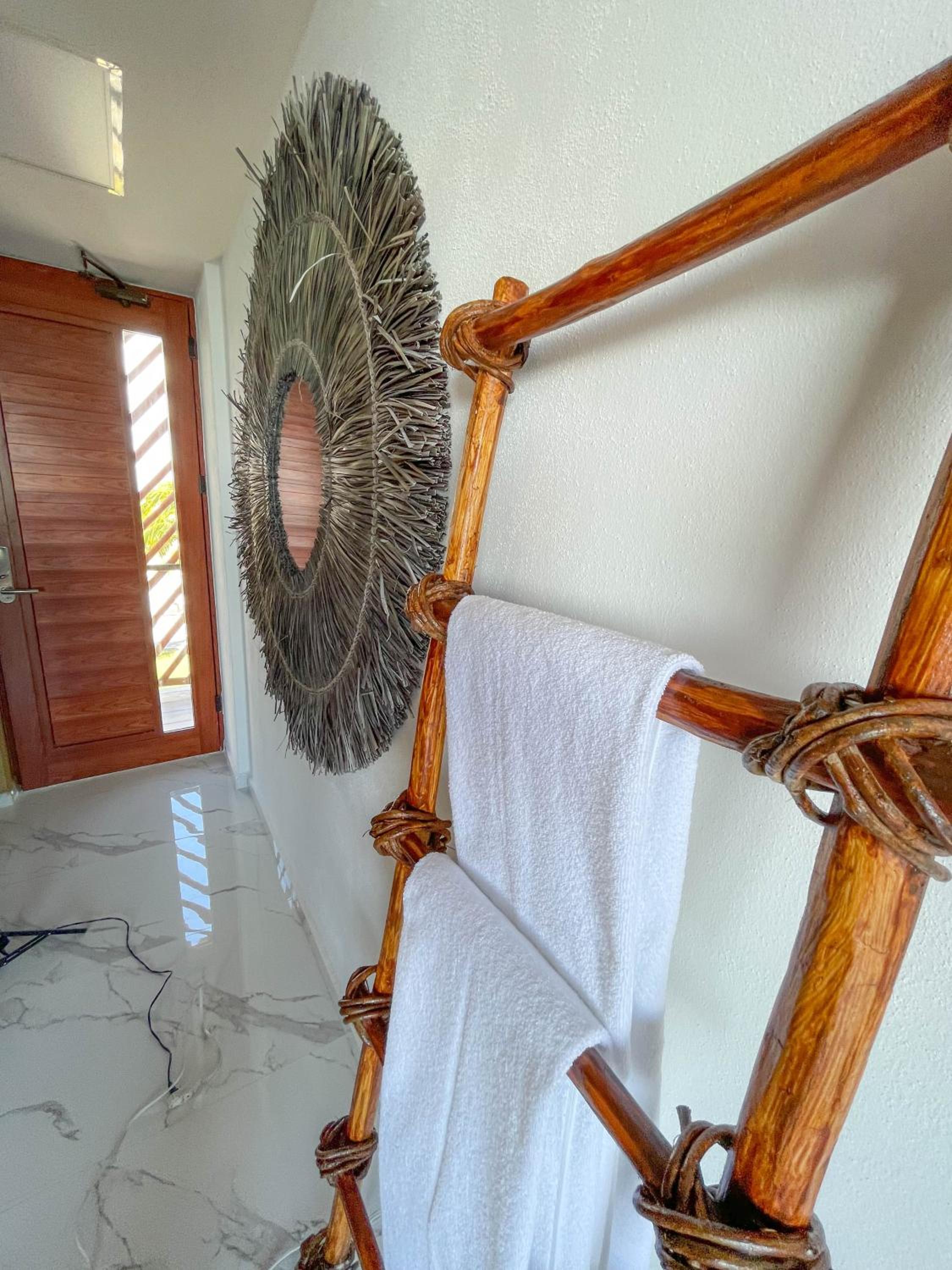 Akuazul Resorts Adults Only