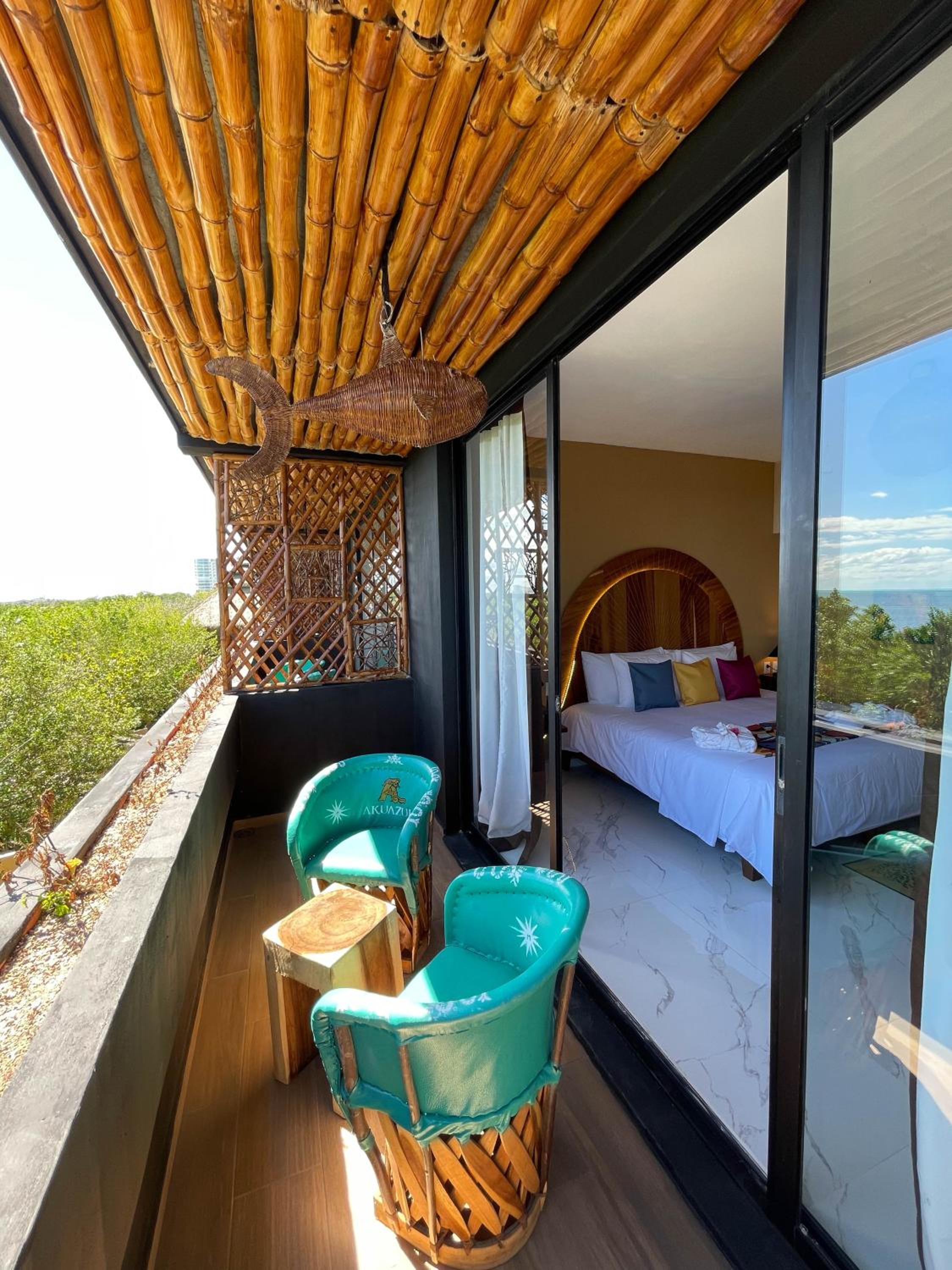 Akuazul Resorts Adults Only