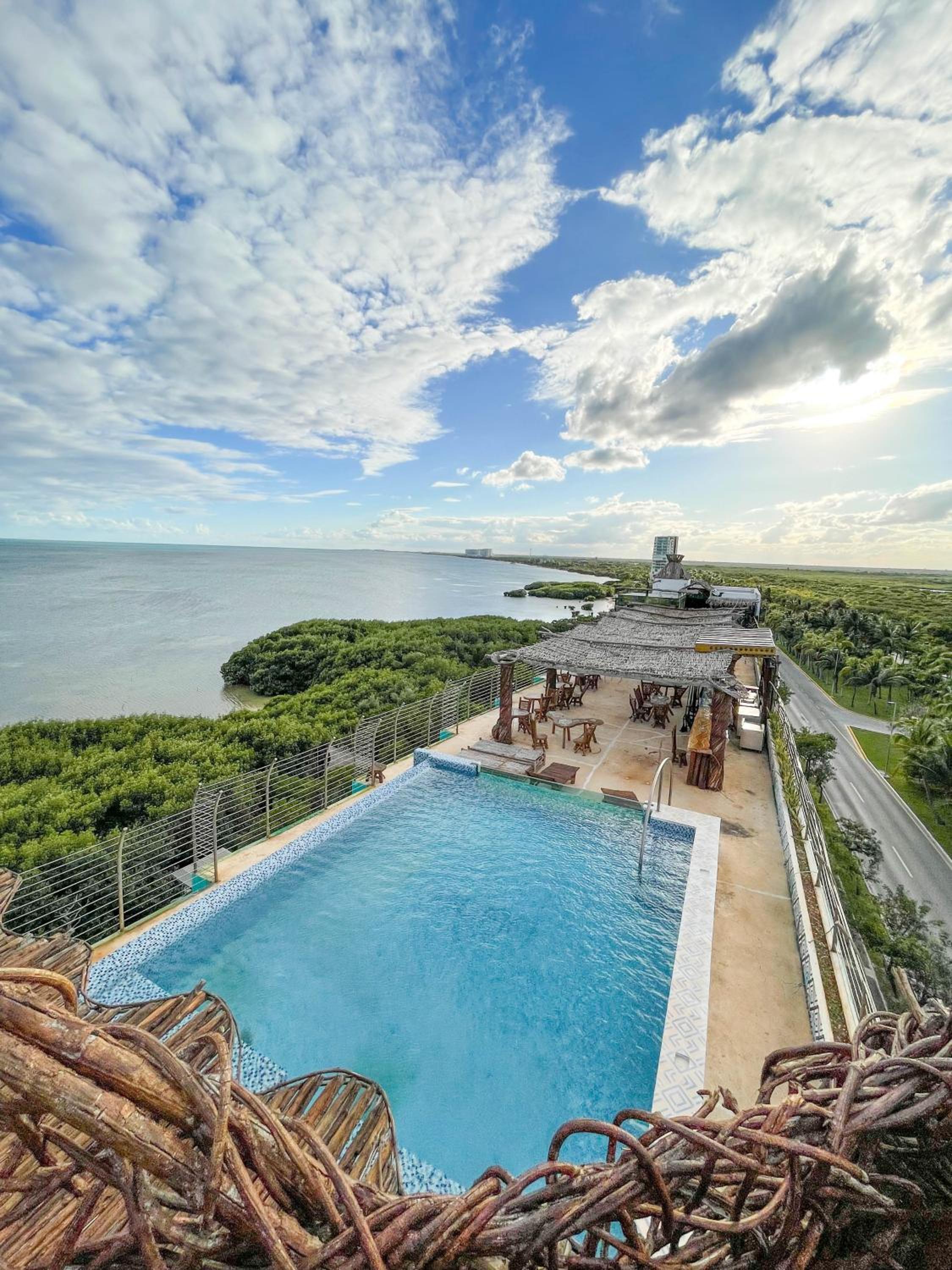 Akuazul Resorts Adults Only