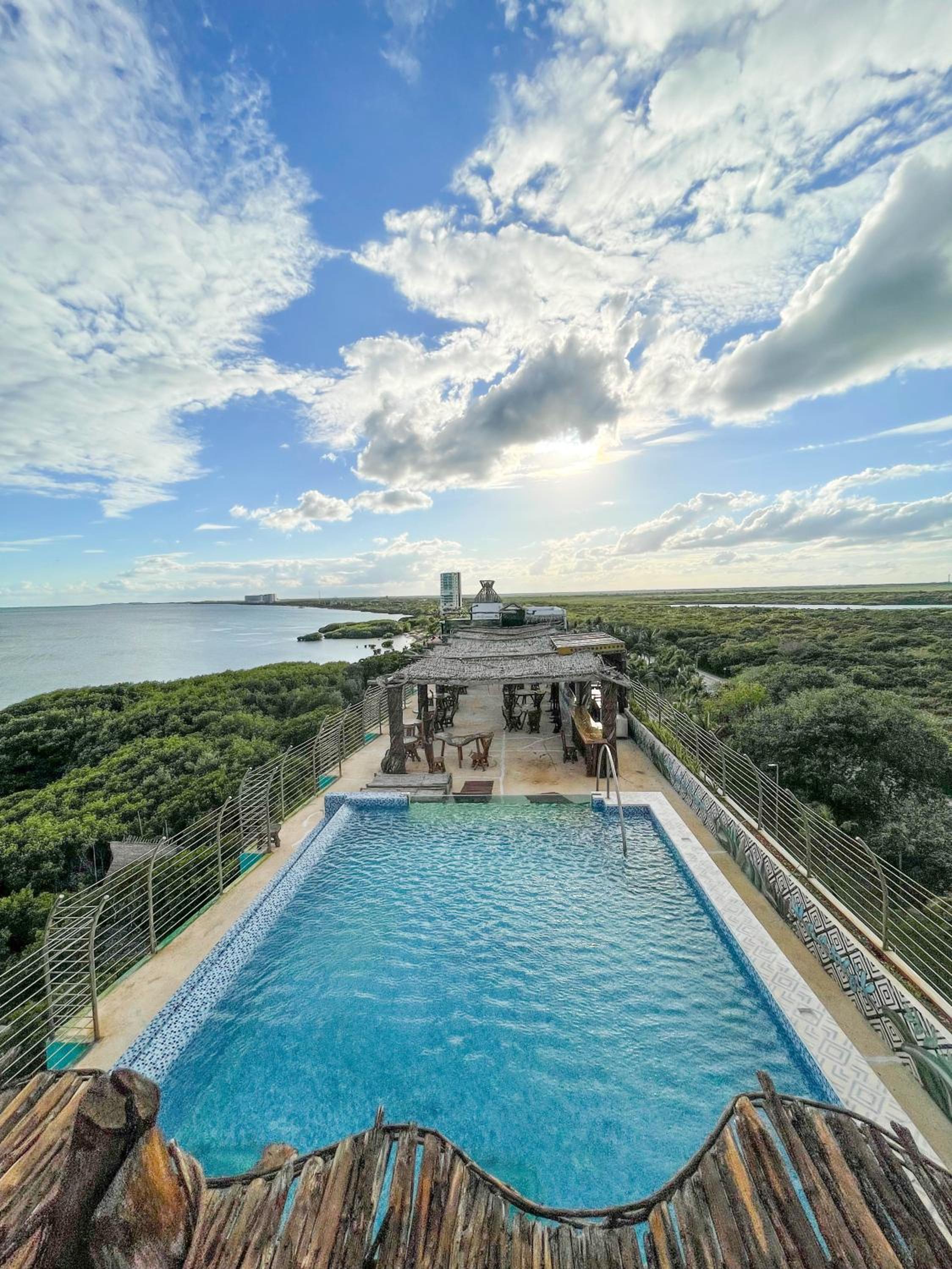 Akuazul Resorts Adults Only