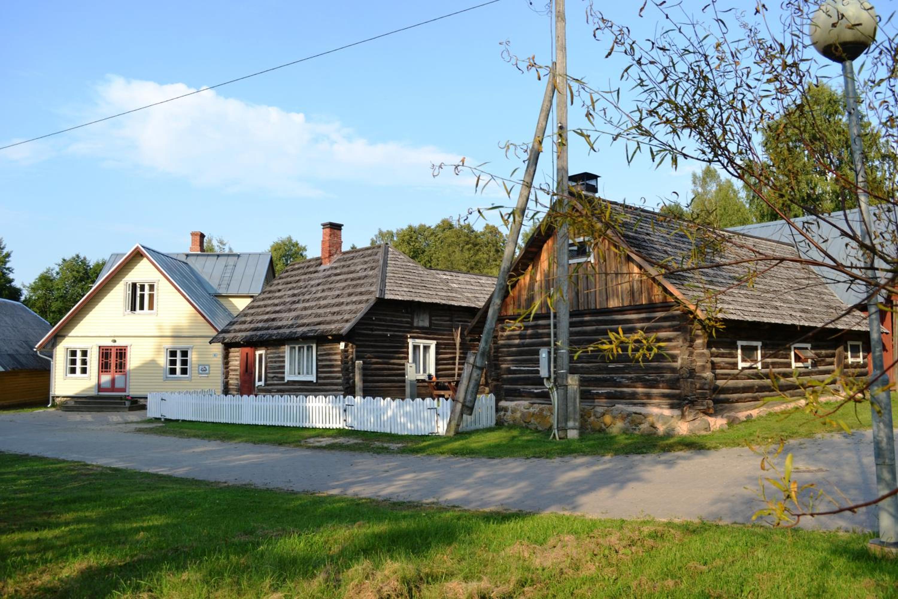 Photo 10