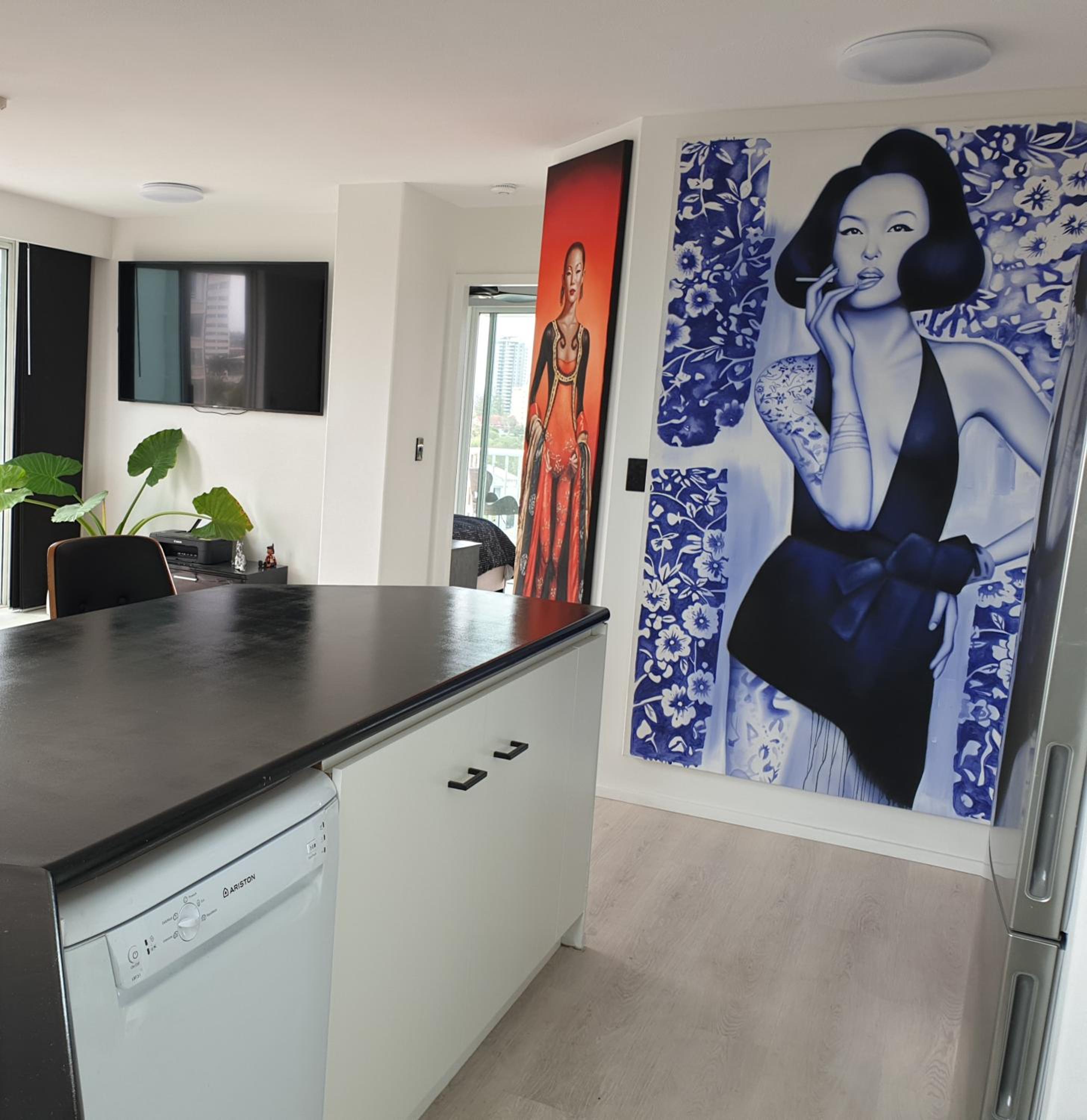 Surfers Paradise Spectacular City Views 7th Floor 2bedroom Apartment