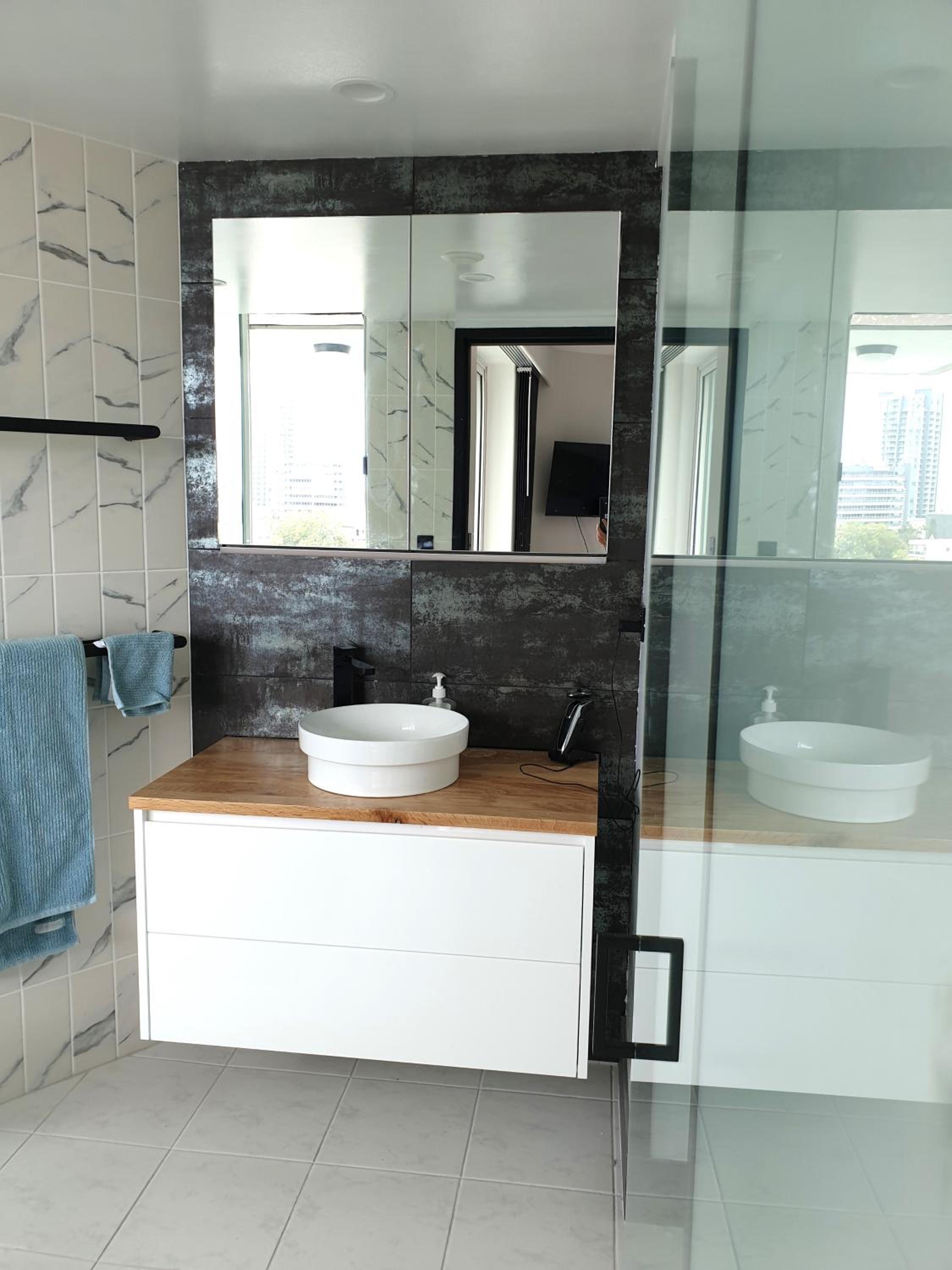 Surfers Paradise Spectacular City Views 7th Floor 2bedroom Apartment