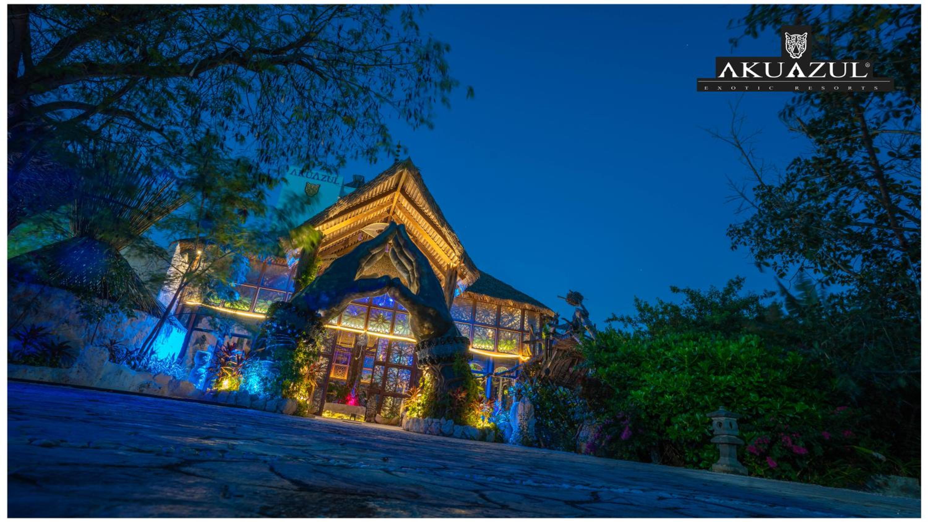 Akuazul Resorts Adults Only