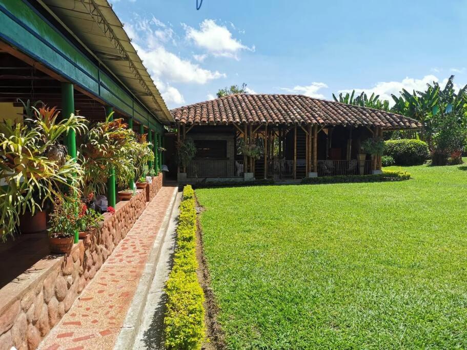 Hotel Alojamiento El Recuerdo