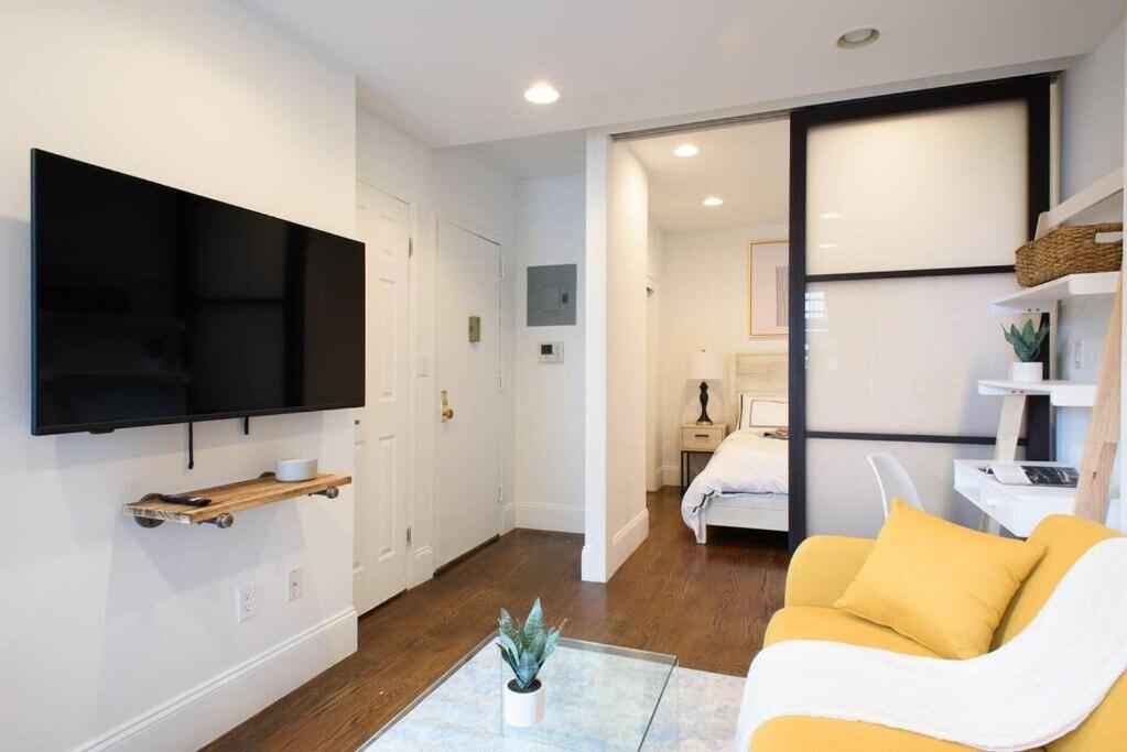 69-5A Modern Lower East Side 1BR Apt BRAND NEW