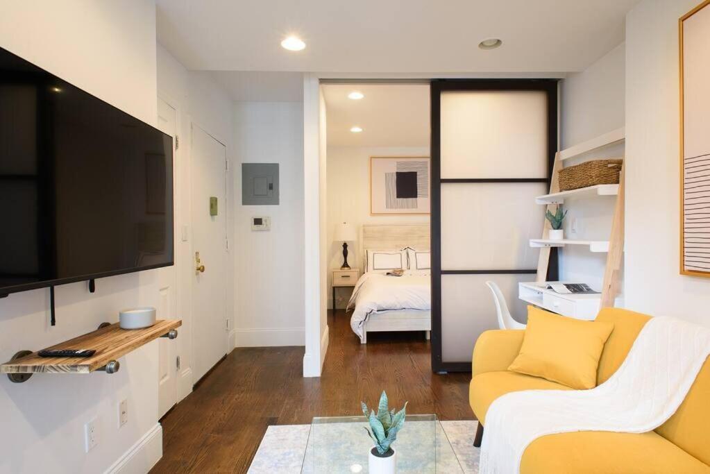 69-5A Modern Lower East Side 1BR Apt BRAND NEW
