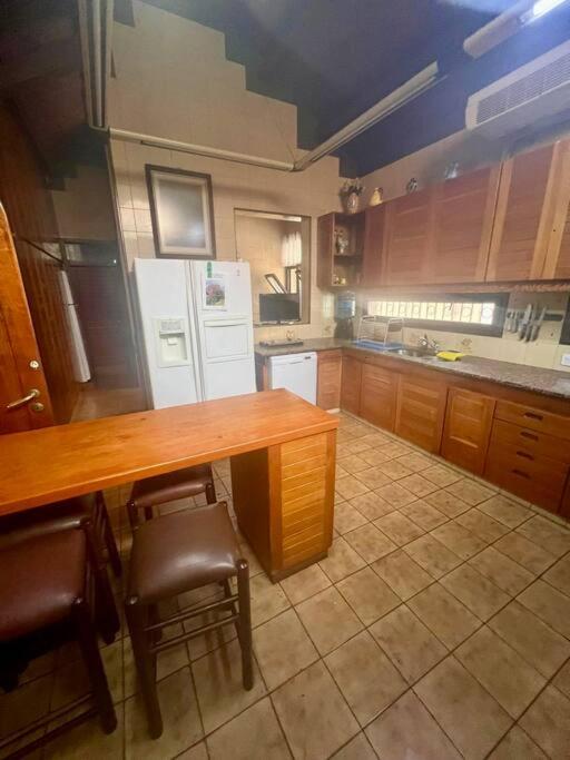 Residencia con parque en La Puntilla, Luján de Cuyo