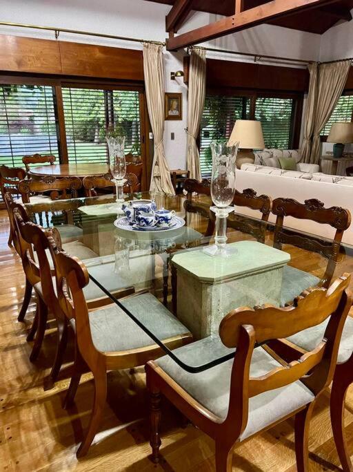 Residencia con parque en La Puntilla, Luján de Cuyo
