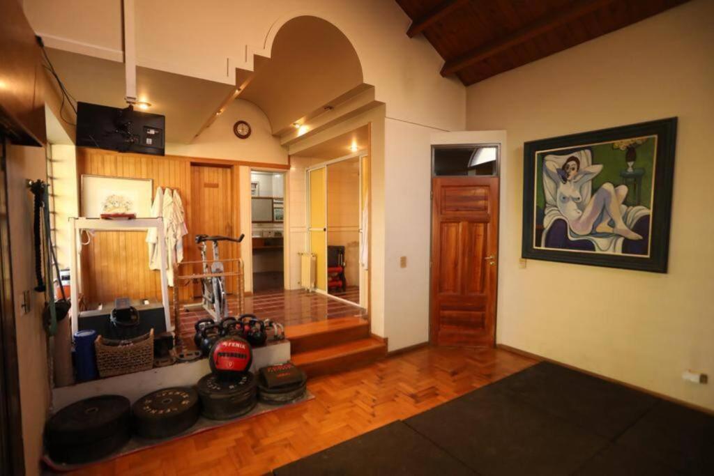Residencia con parque en La Puntilla, Luján de Cuyo