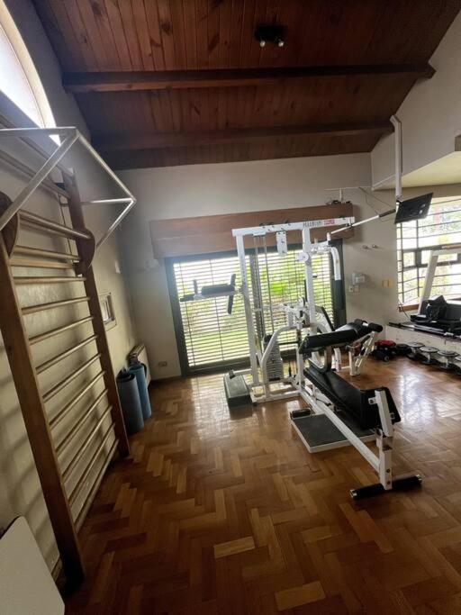 Residencia con parque en La Puntilla, Luján de Cuyo