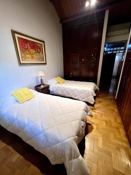 Residencia con parque en La Puntilla, Luján de Cuyo