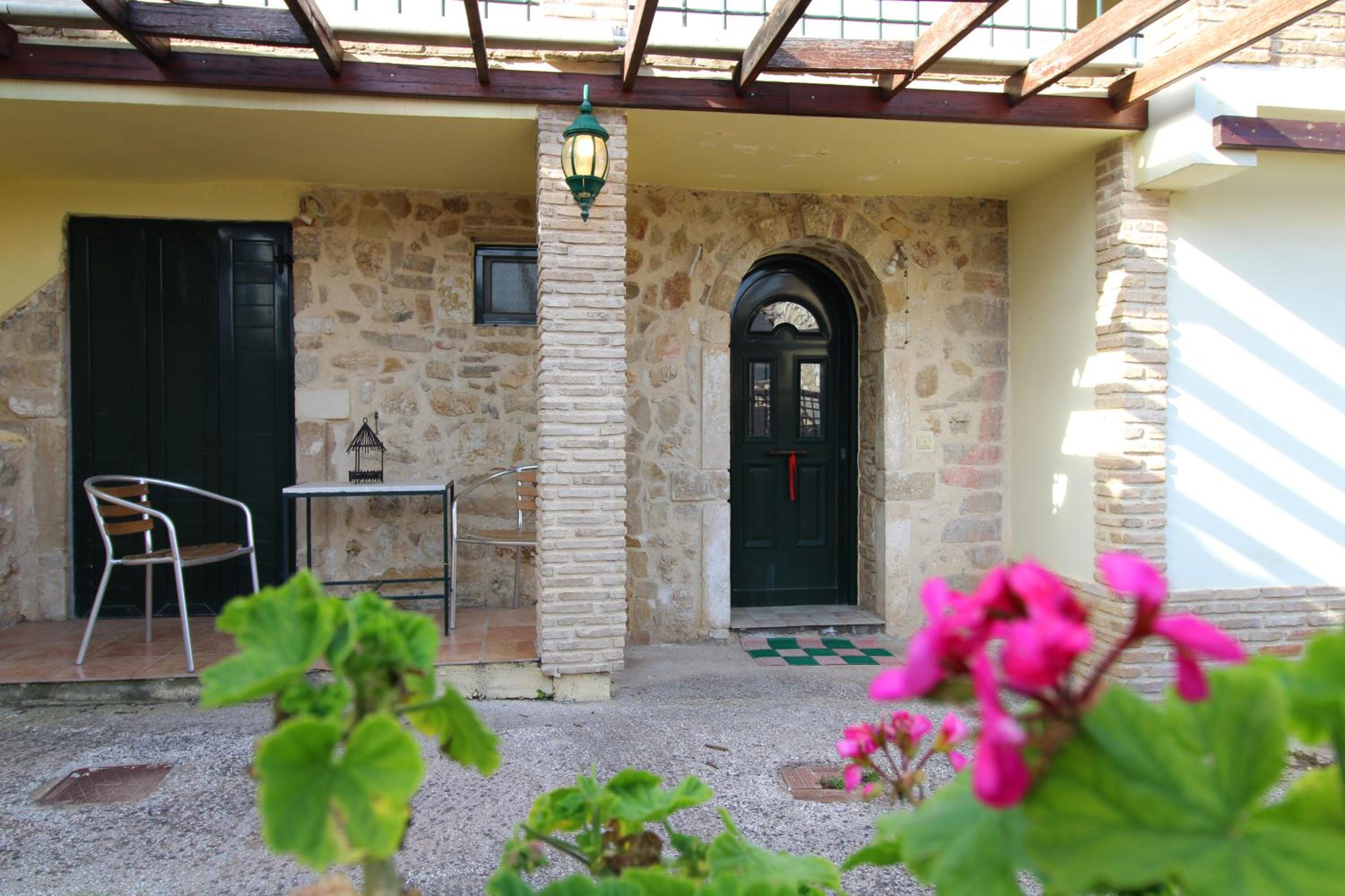 Photo 24