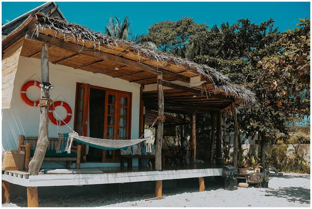 Casita Curbada by Hooga Home Oslob South Cebu