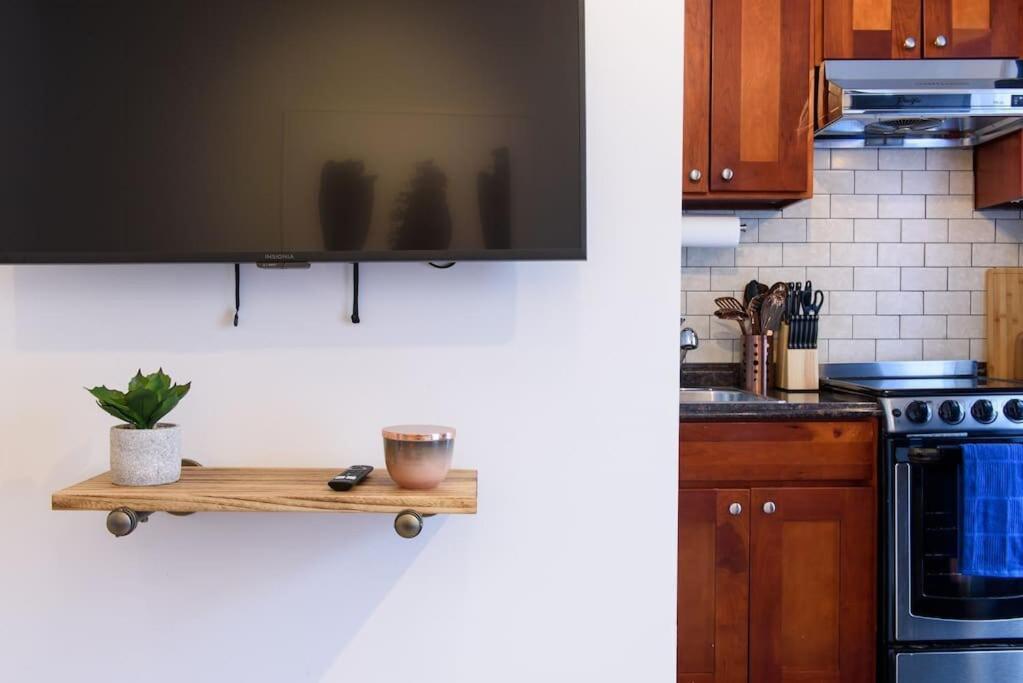 69-5D Modern Lower East East 1br Apt BRAND NEW