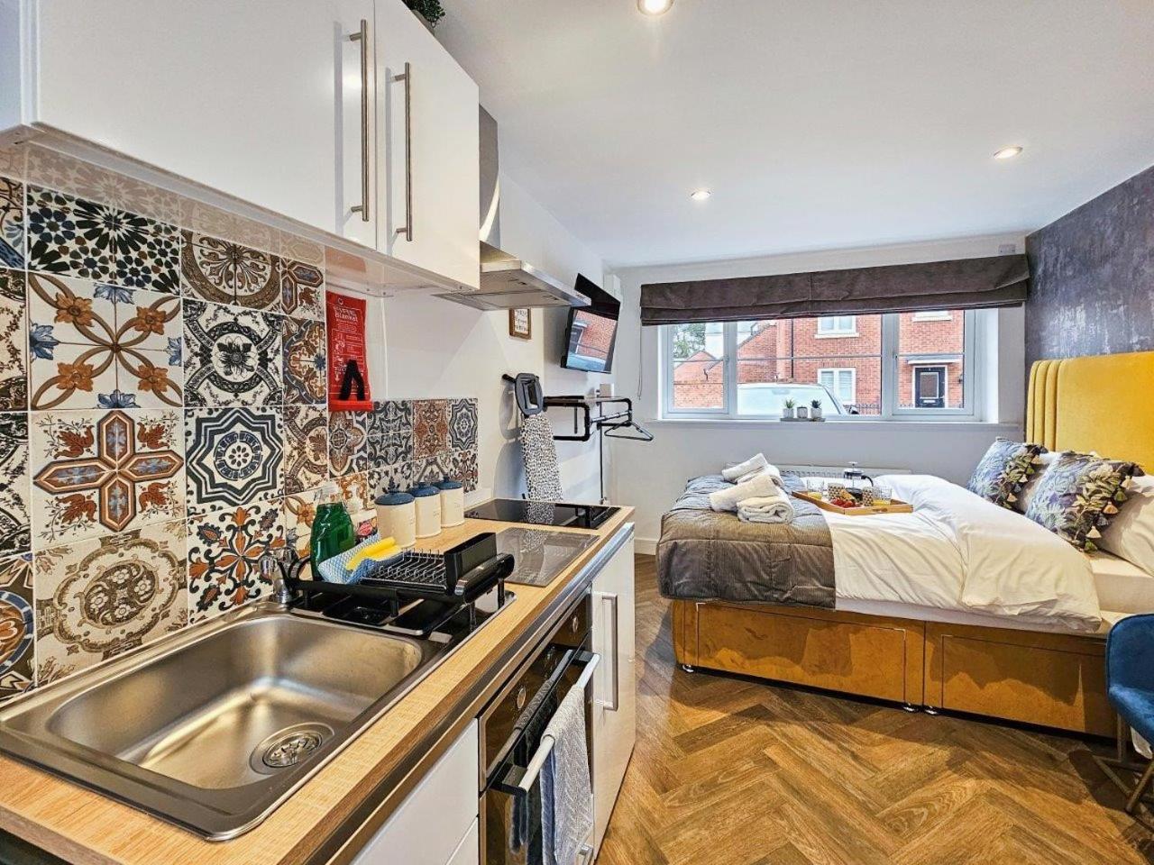 Cobblestone Studio by Fortuna Property Portfolio