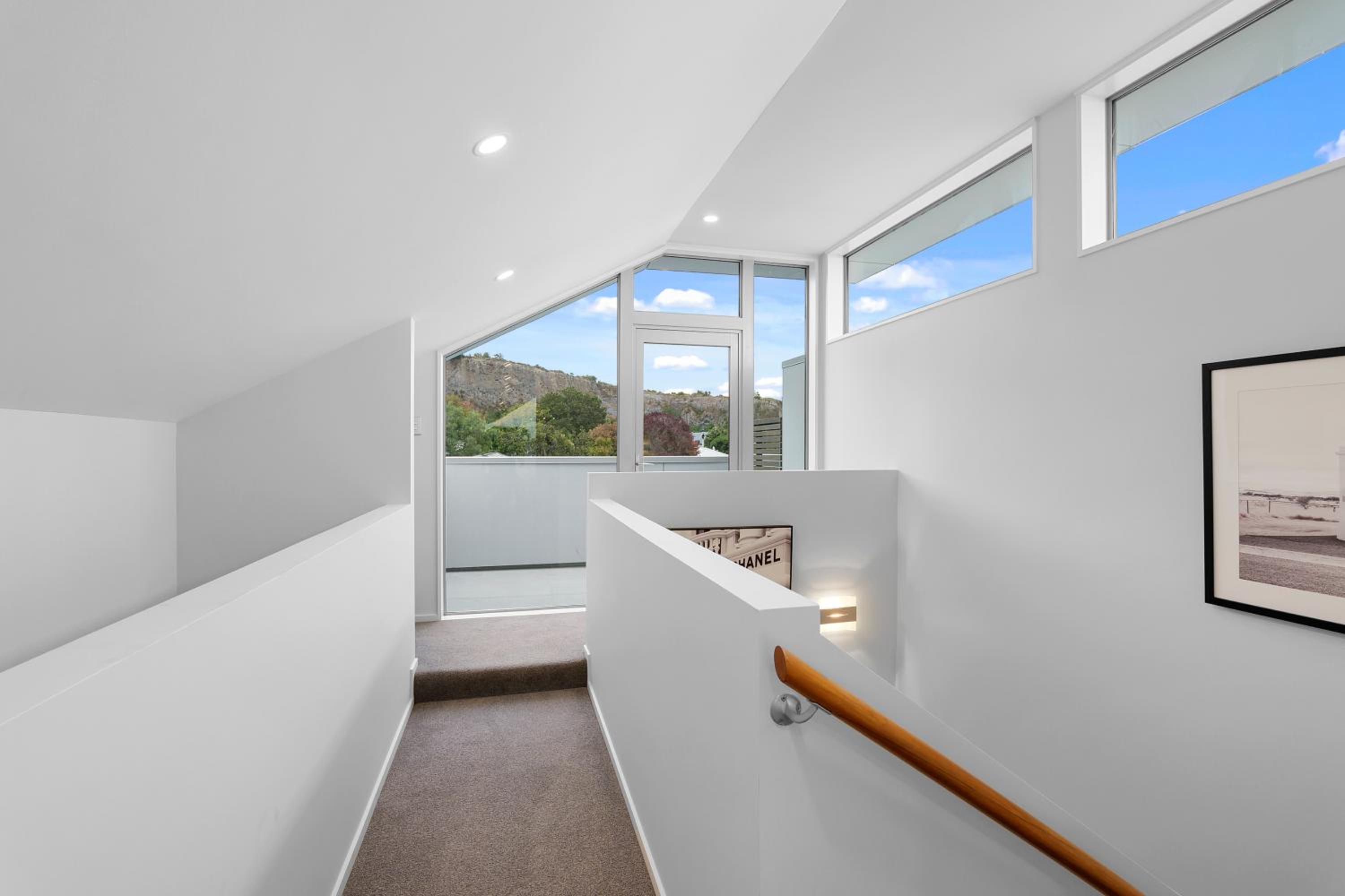 Beachside Bliss - Redcliffs view 3