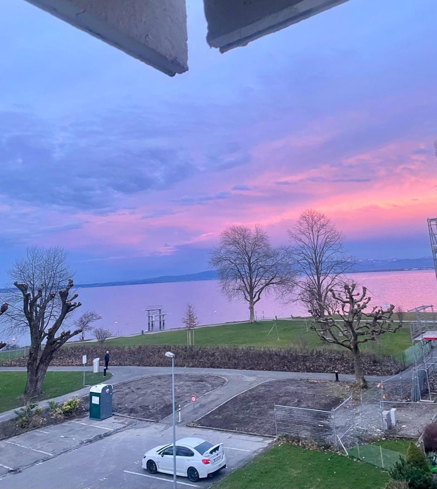 Amazing lakeview flat Horn view 2