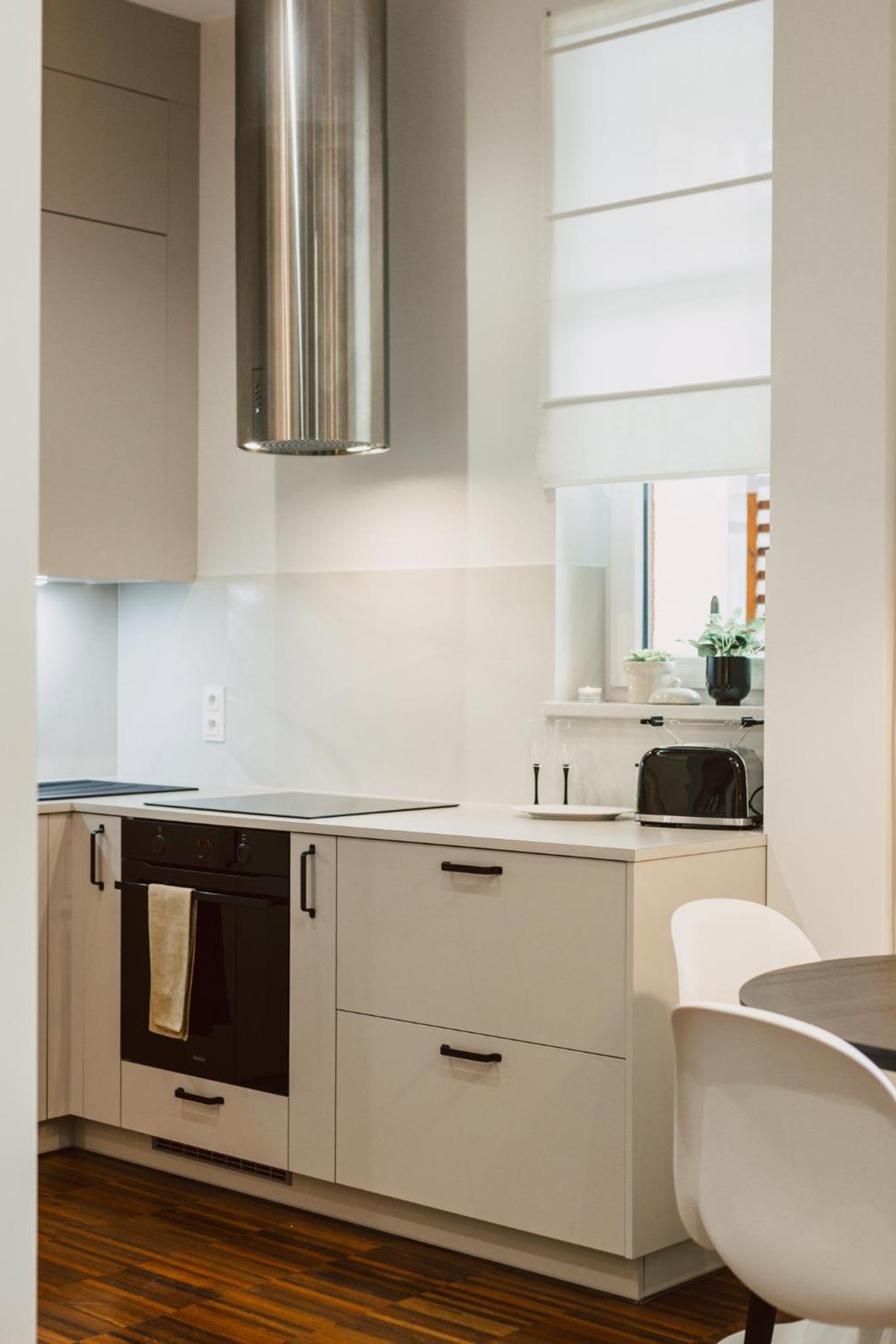 Elegancki apartament od dziedzińca, 60m2, parking, Rynek 700 m
