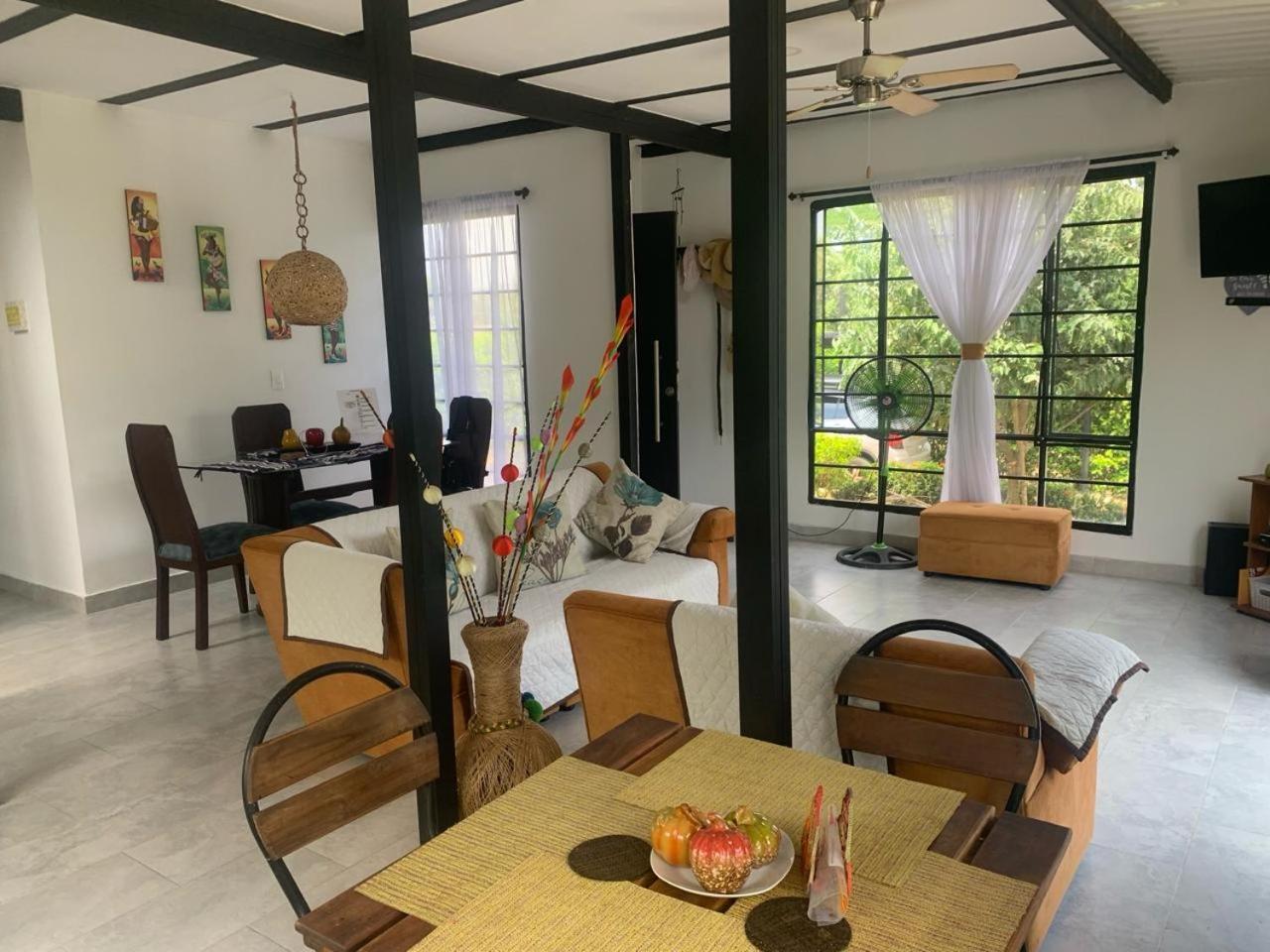 Melgar Alojamiento Villa Claudia