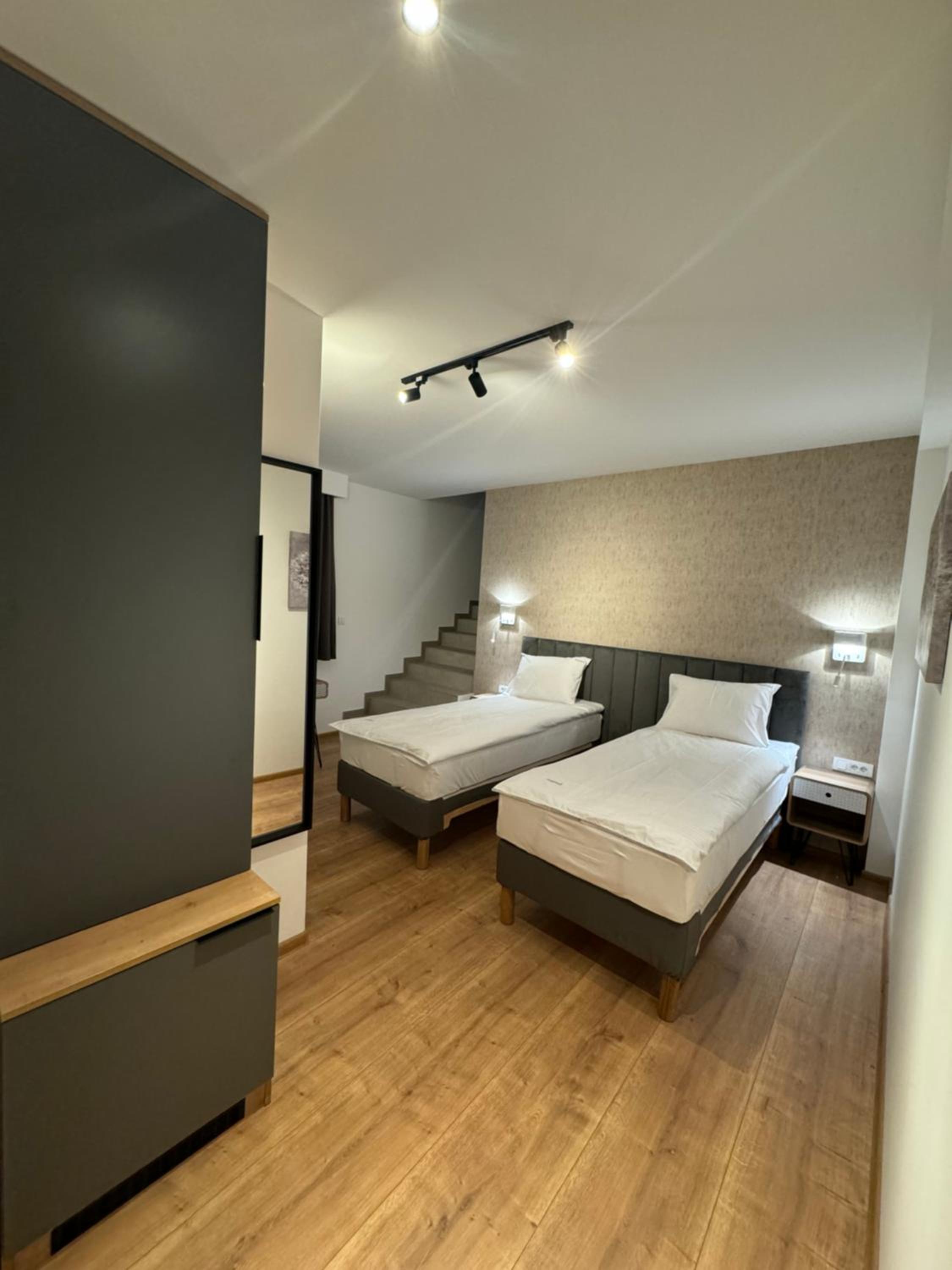 Triangle Rooms