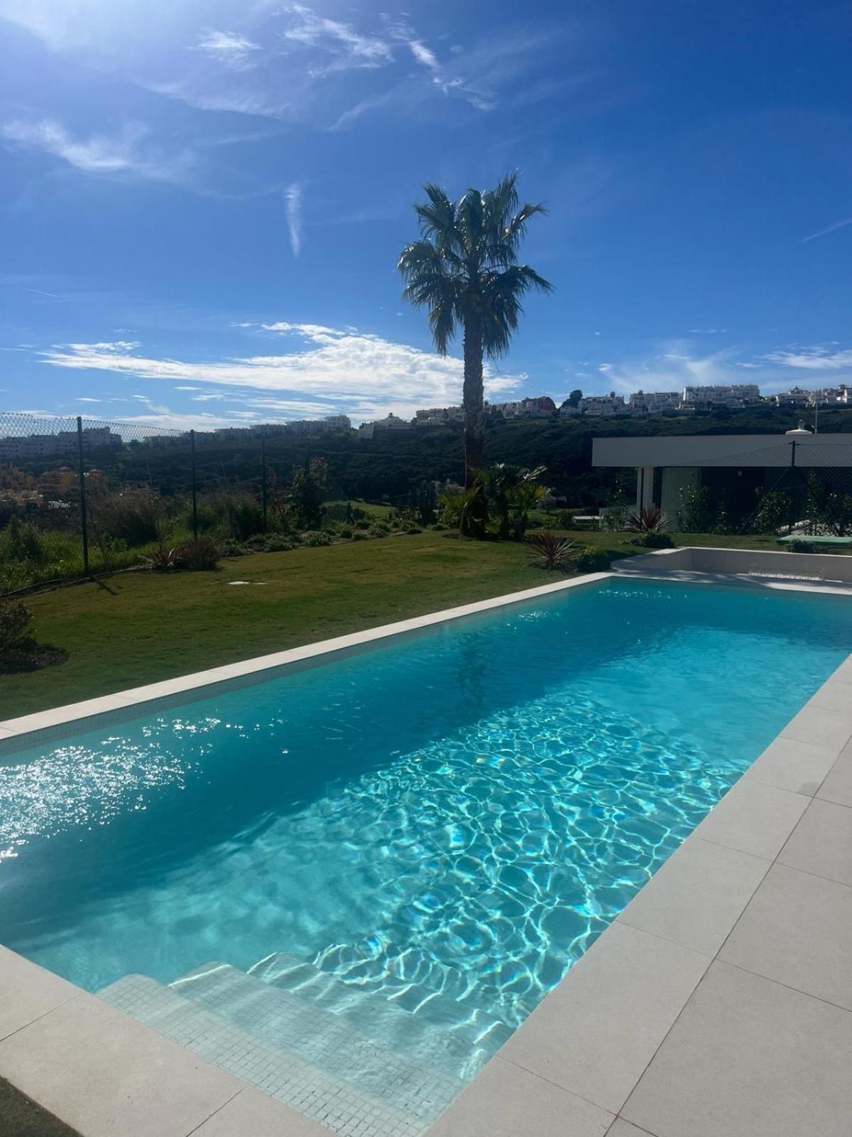Luxury Villa in perfect location with sea views