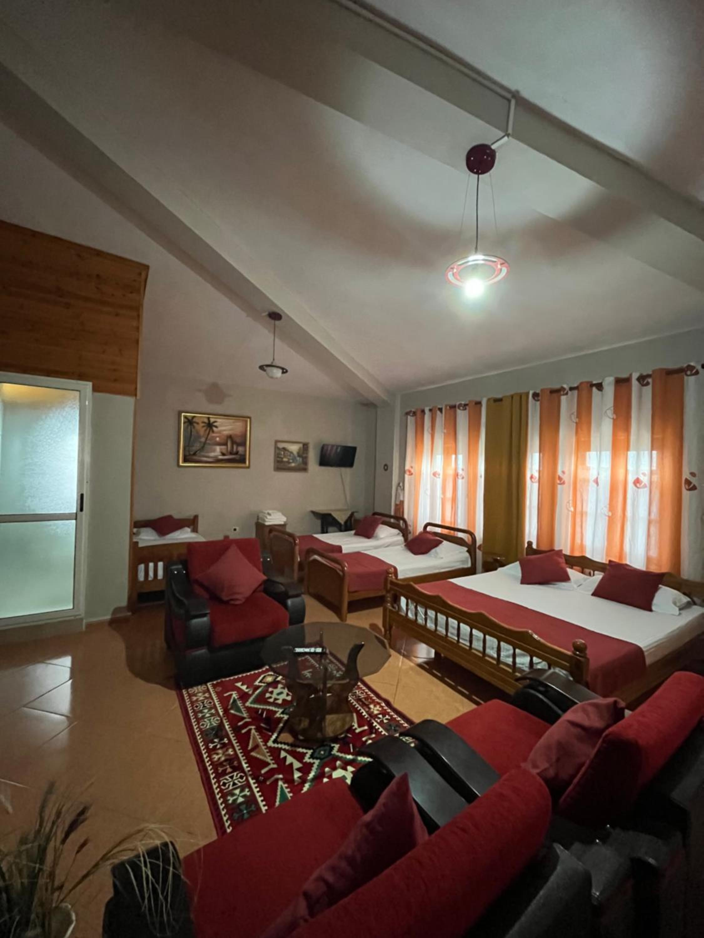 ROOMS EMILIANO Castle of Kruja