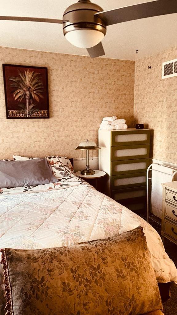 Comfortable Stay In Beautiful Home