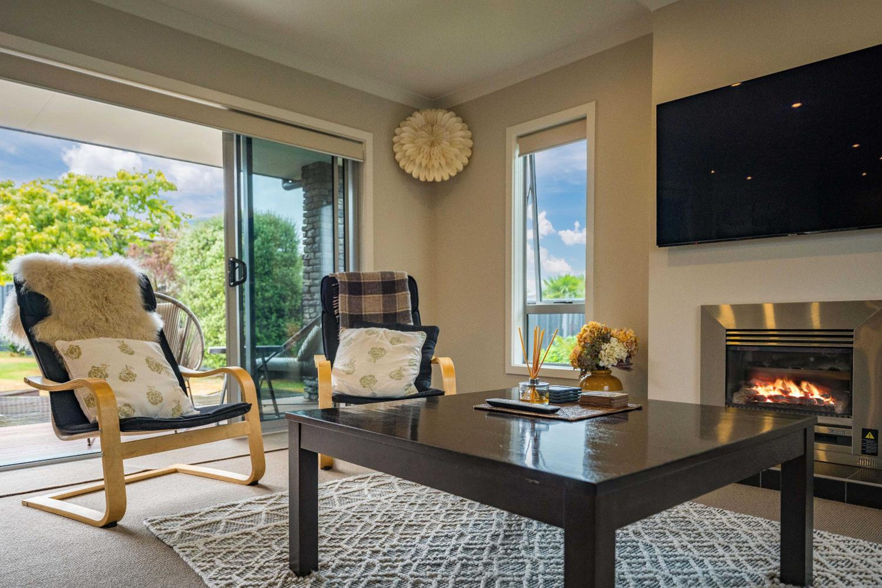 Bach 32 - Taupo Holiday Home view 5