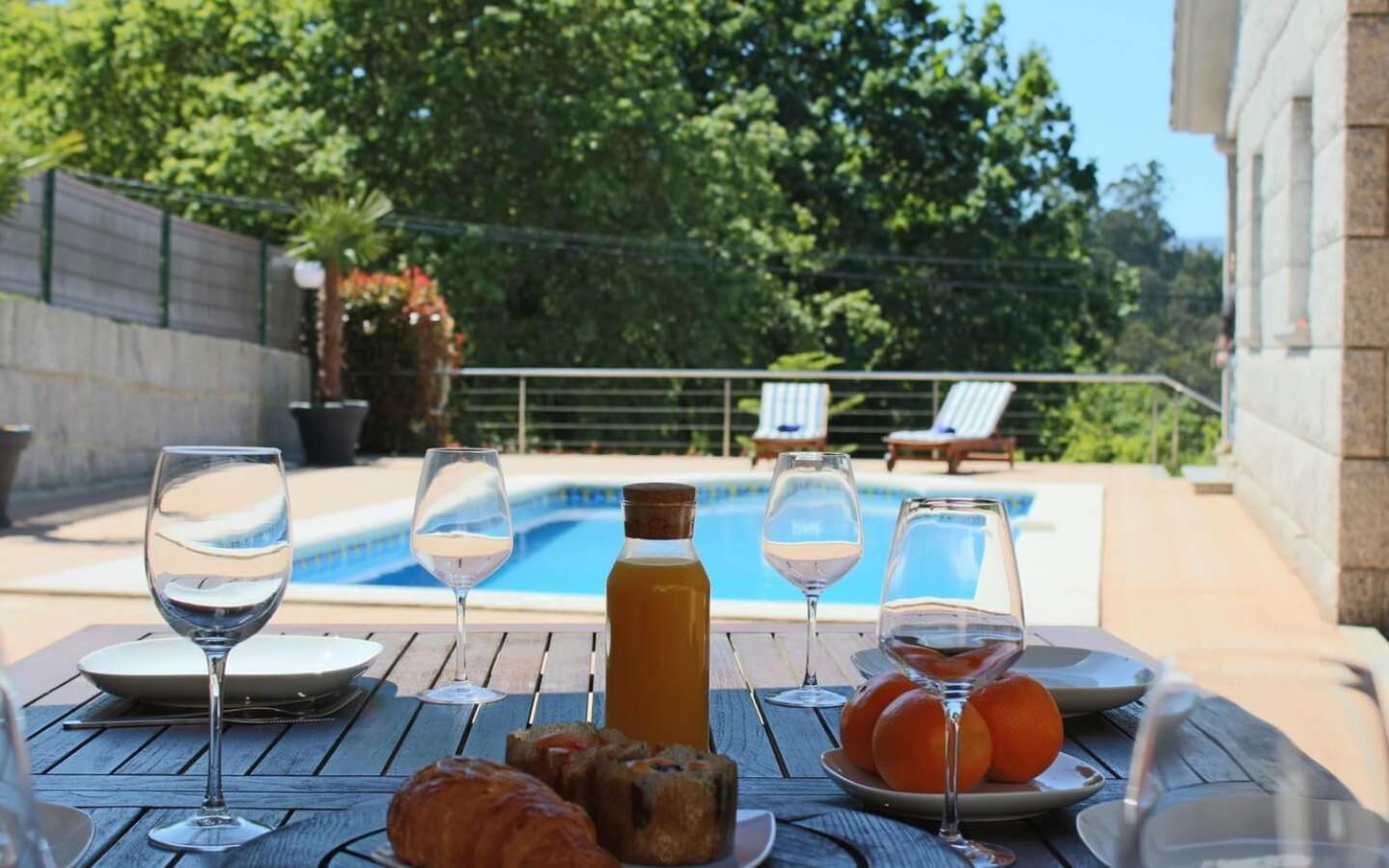 Exclusiva casa con piscina en Gondomar