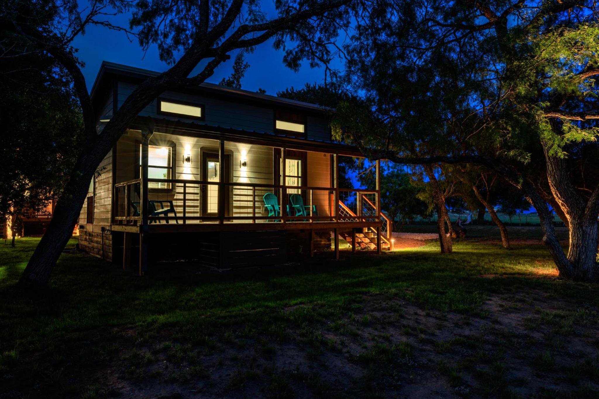 Paintbrush Waterfront Cottage view 2